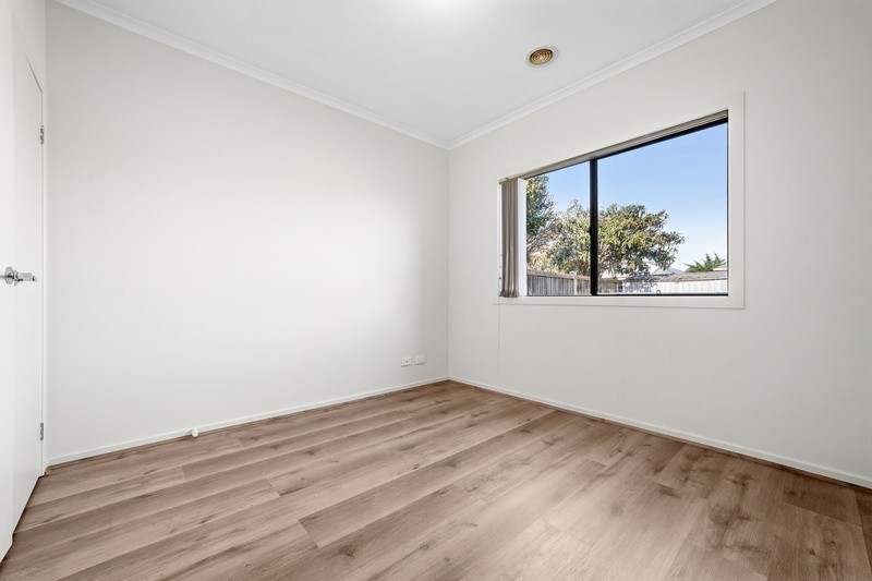 21 Swordgrass Avenue, Tarneit, VIC 3029 - Thumbnail 2 - 07/09/2026