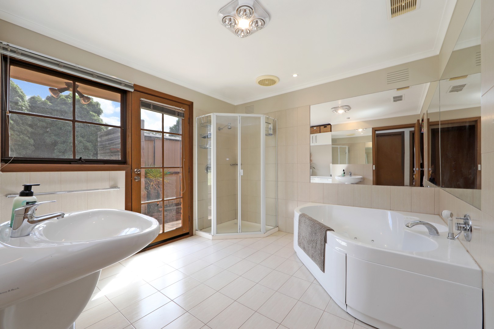 21 Tamboon Drive, Rowville, VIC 3178, Rowville - Thumbnail 8