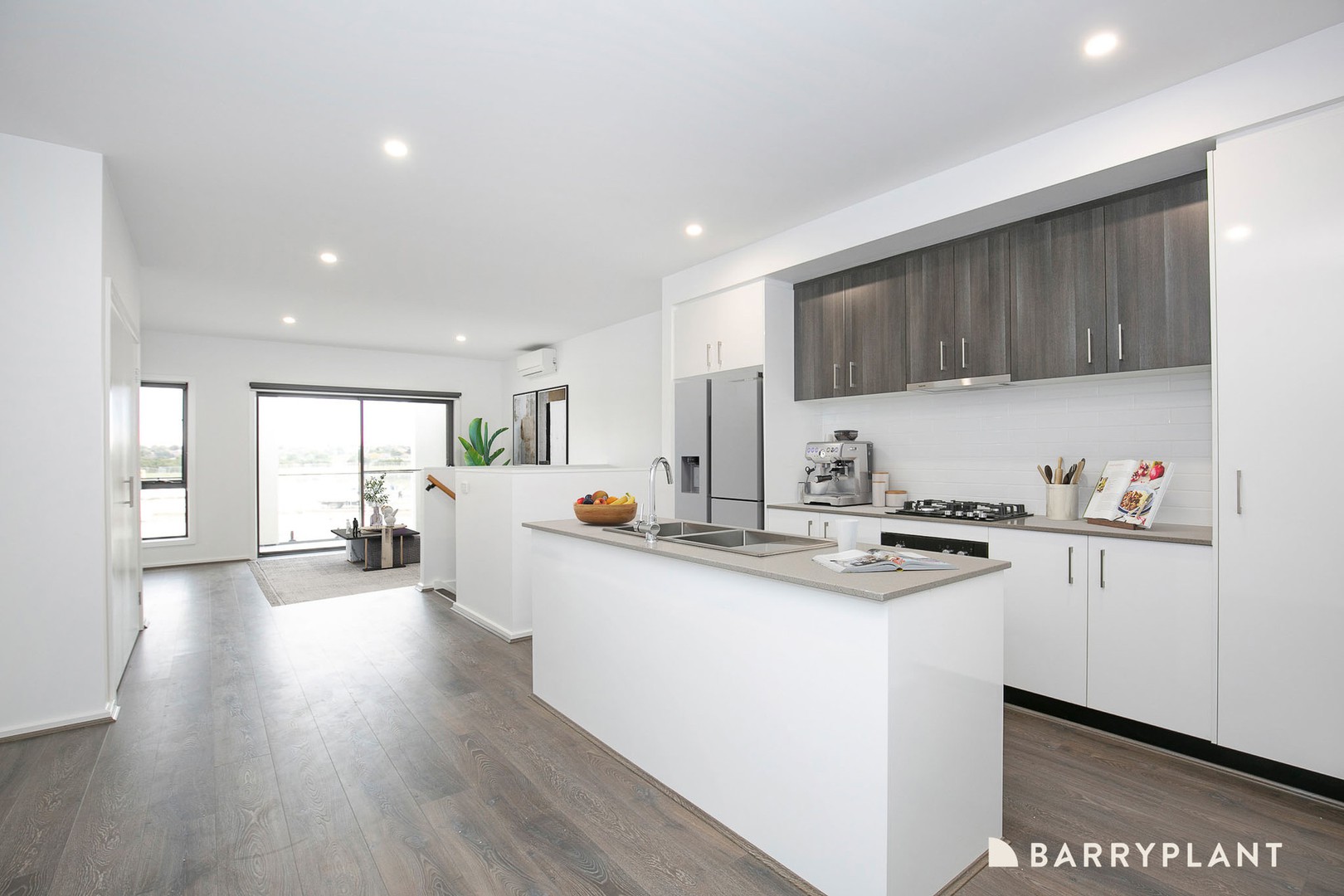 21 Tanzanite Court, Berwick, VIC 3806, Berwick - Thumbnail 2