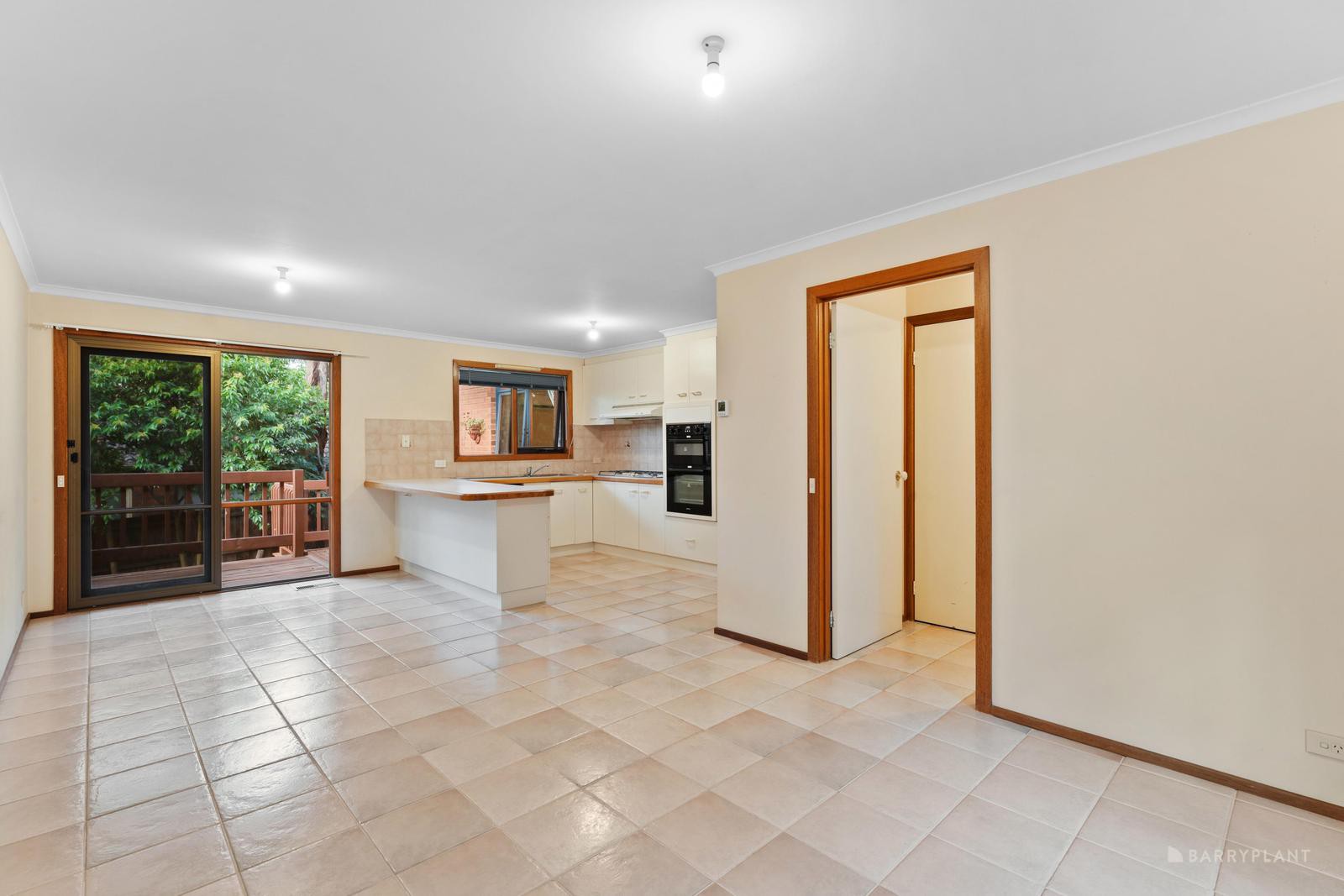 21 Thomas Street, Eltham, VIC 3095, Eltham - Thumbnail 4