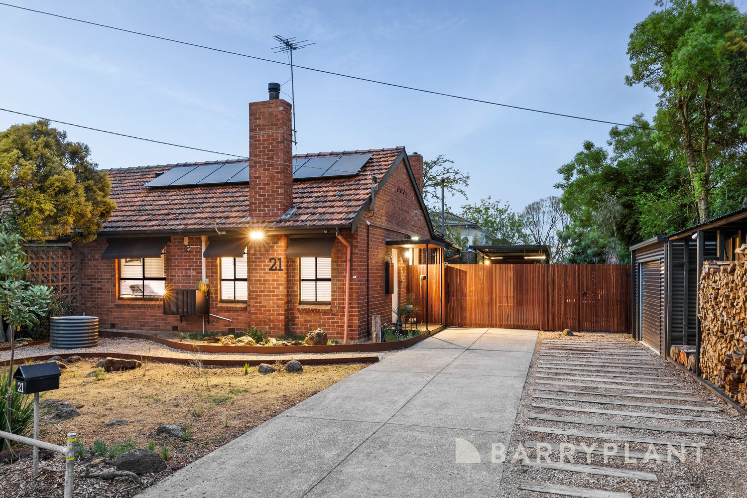 21 Treloar Crescent, Braybrook, VIC 3019 - Thumbnail 2 - 24/09/2024