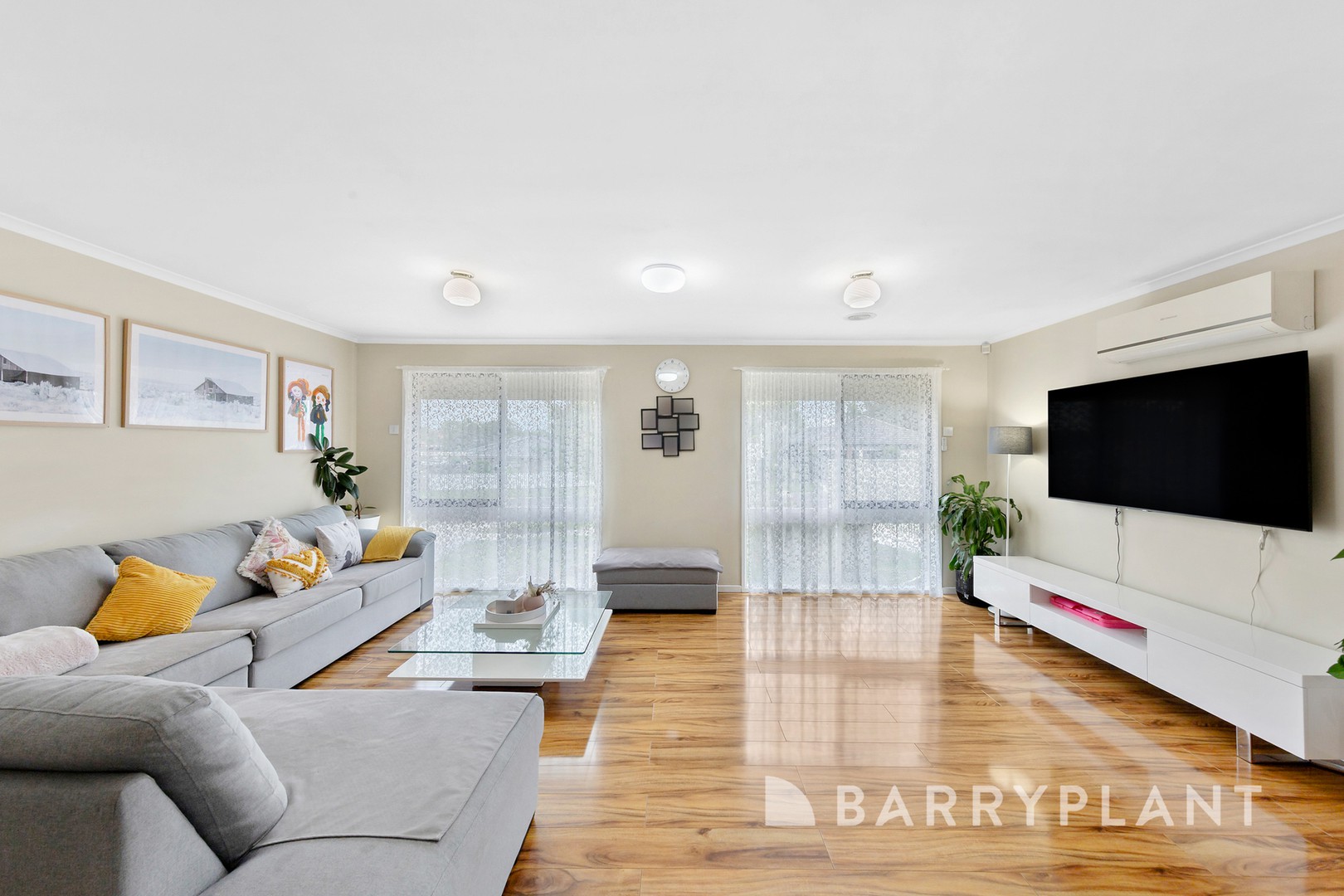 21 Tremaine Avenue, Kings Park, VIC 3021 - Thumbnail 2 - 13/03/2026