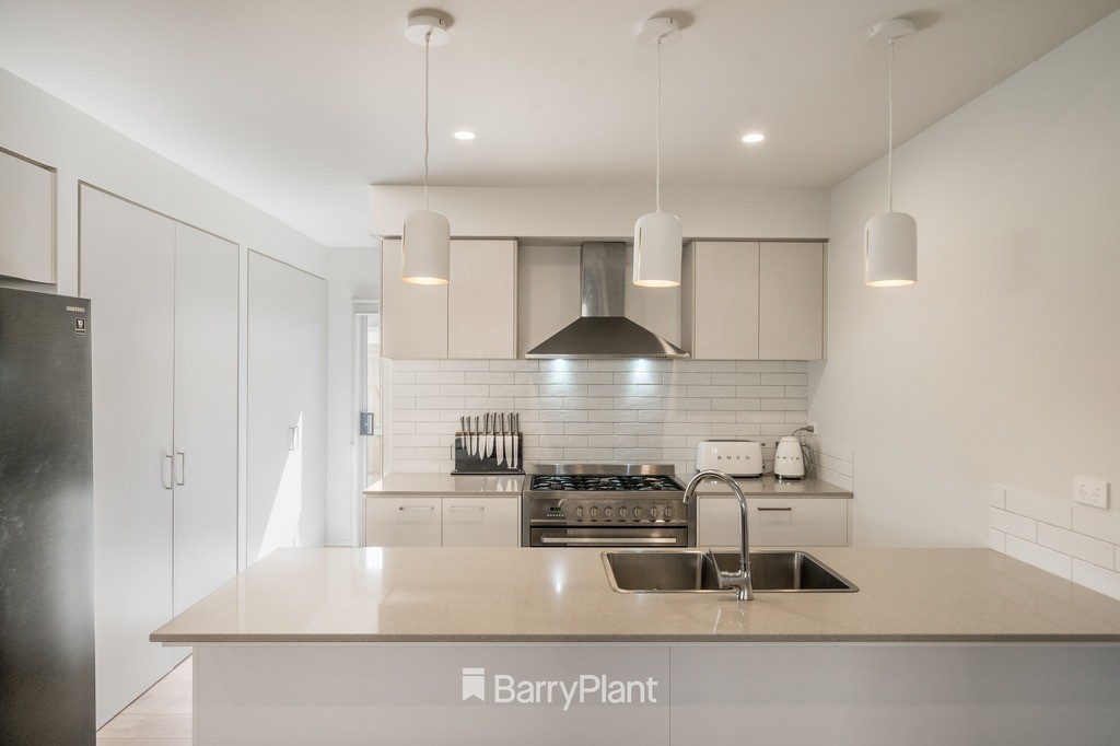 21 Valrose Road, Charlemont, VIC 3217, Charlemont - Thumbnail 2