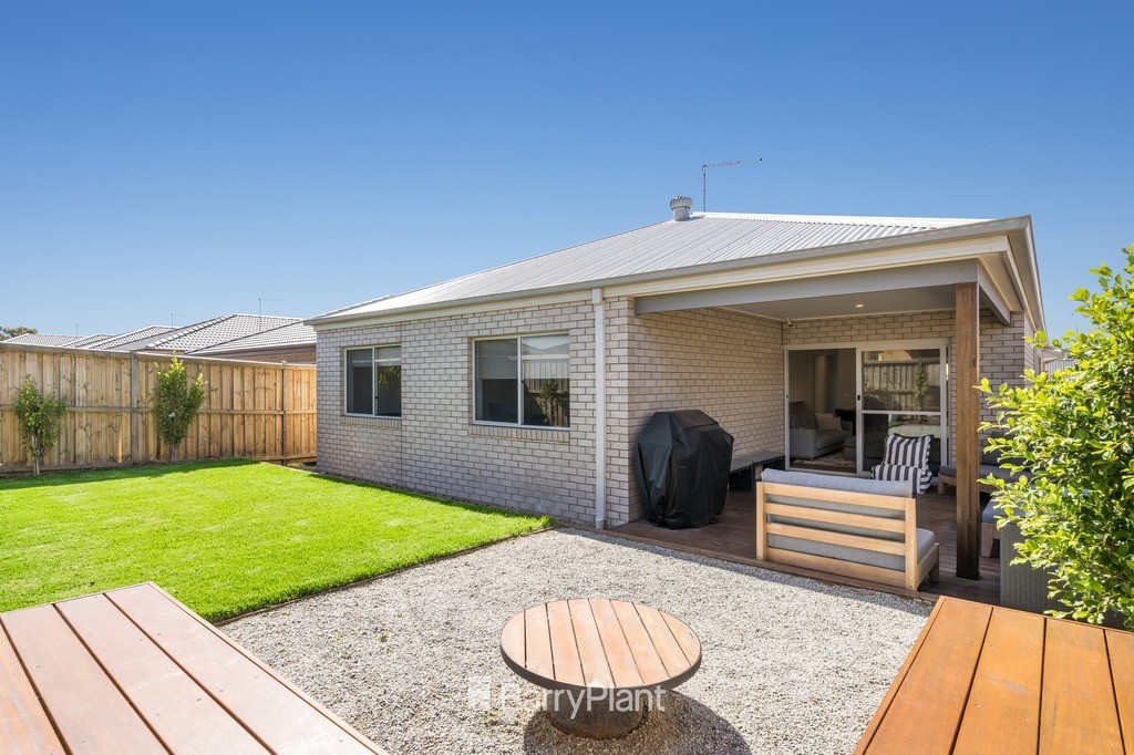 21 Valrose Road, Charlemont, VIC 3217, Charlemont - Thumbnail 8