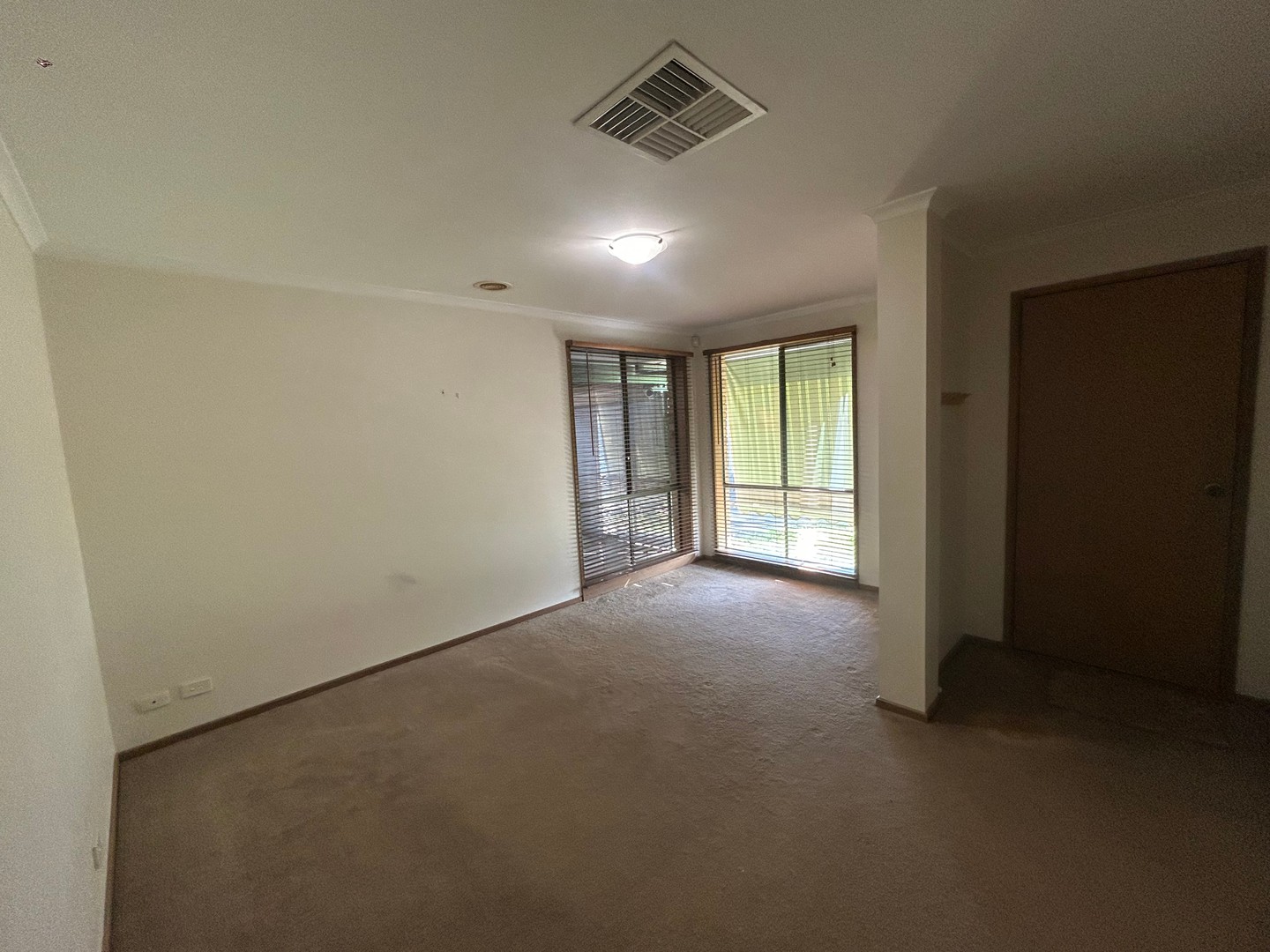 21 Victoria Road, Bayswater, VIC 3153 - Thumbnail 1 - 08/04/2026