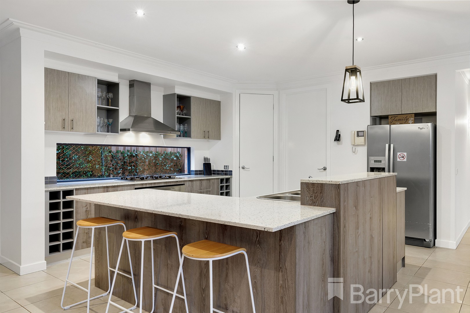 21 Wagstaff Drive, Mill Park, VIC 3082, Mill Park - Thumbnail 4