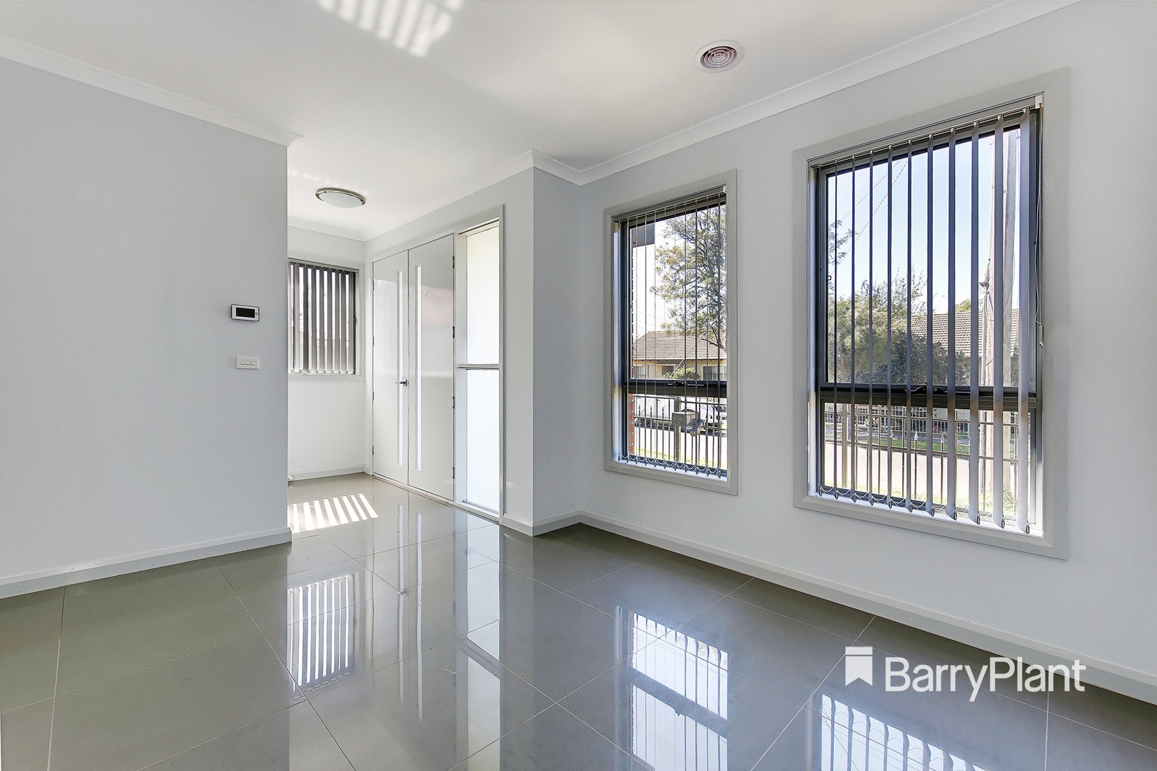 21 Warnock Street, Broadmeadows, VIC 3047, Broadmeadows - Thumbnail 2