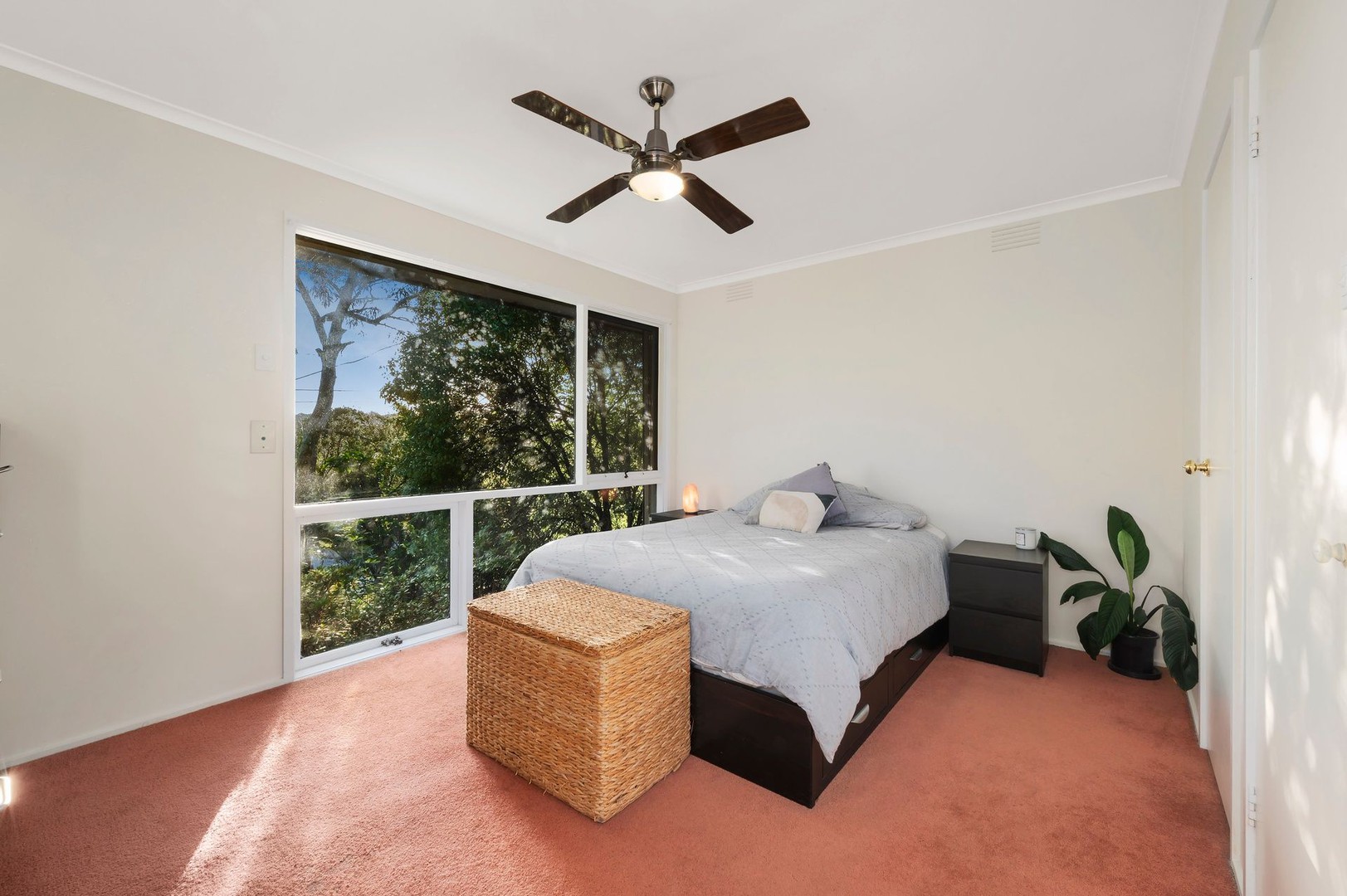 21 Warralong Avenue, Greensborough, VIC 3088, Greensborough - Thumbnail 2