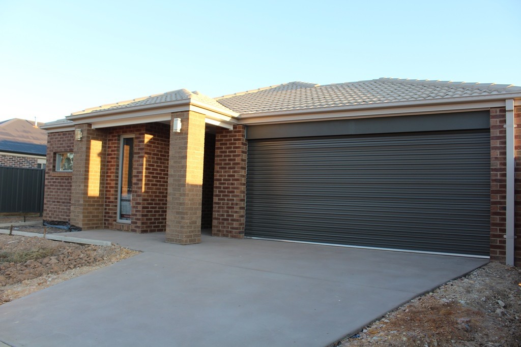 21 Waverley Road, Epsom, VIC 3551, Epsom - Thumbnail 2