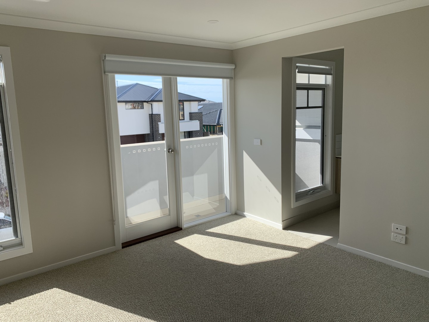 21 Wavertree Crescent, Werribee, VIC 3030 - Thumbnail 2 - 29/10/2021