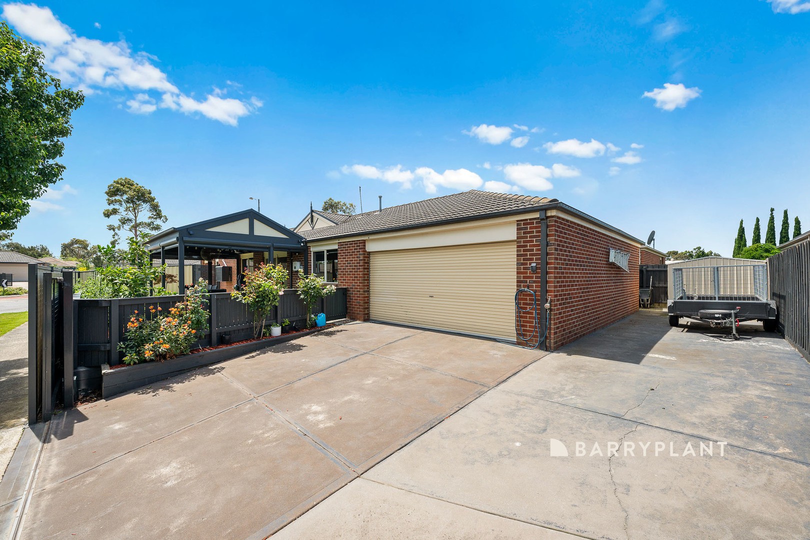 21 Webster Way, Pakenham, VIC 3810 - Thumbnail 2 - 13/01/2025