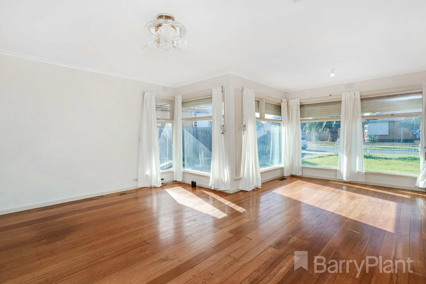 21 Wendy Way, Sunshine West, VIC 3020, Sunshine West - Thumbnail 2