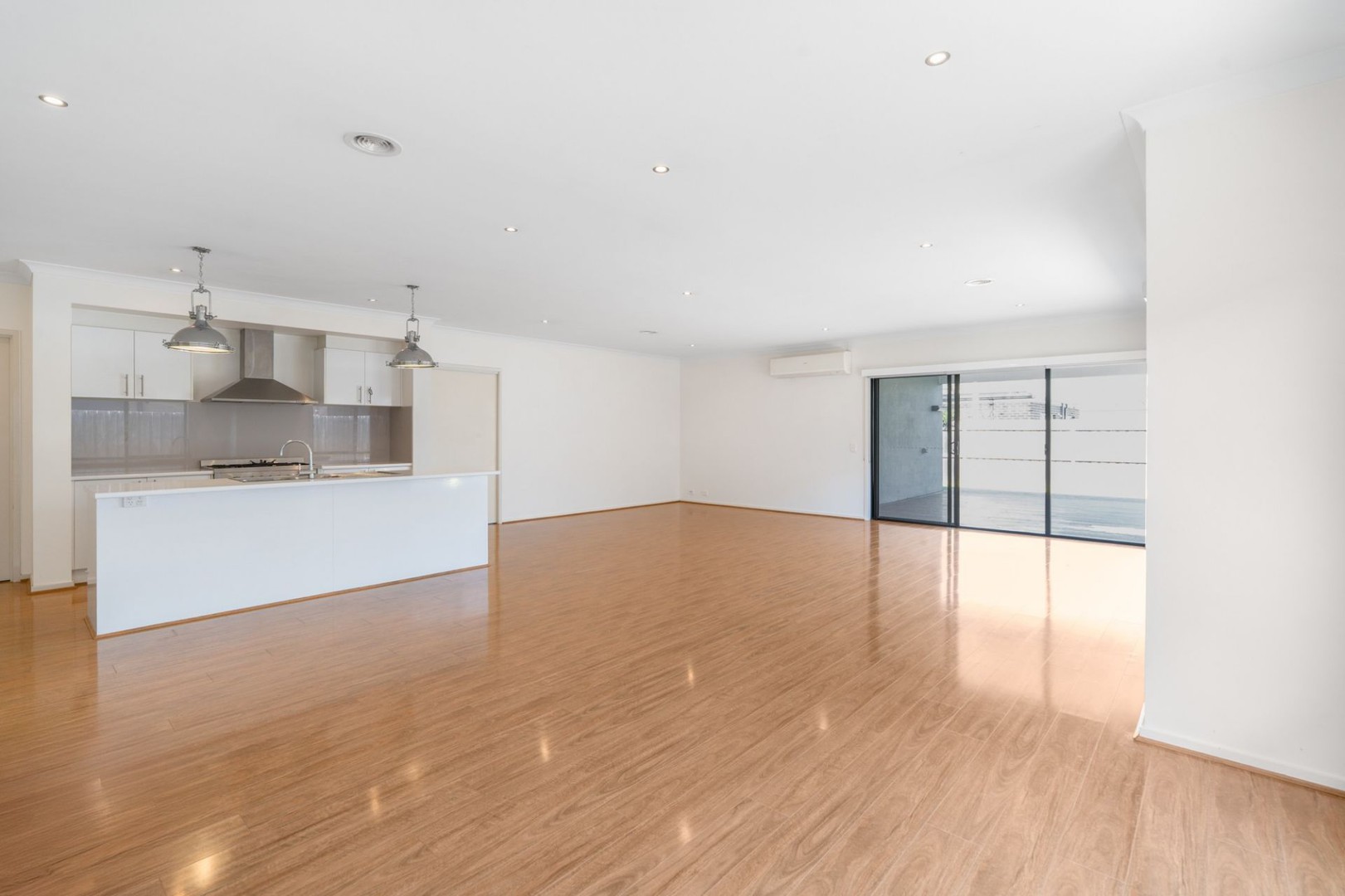 21 Wild Oak Av, Armstrong Creek, VIC 3217 - Thumbnail 2 - 22/04/2025