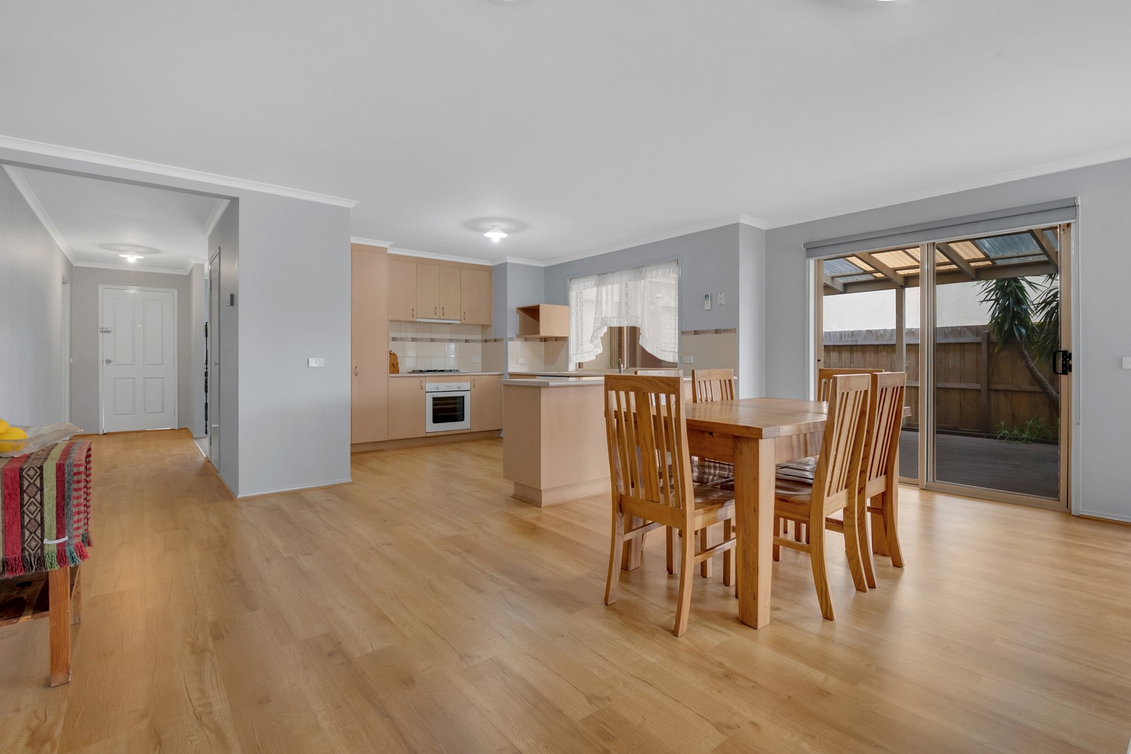 21 Woodside Way, Roxburgh Park, VIC 3064, Roxburgh Park - Thumbnail 3