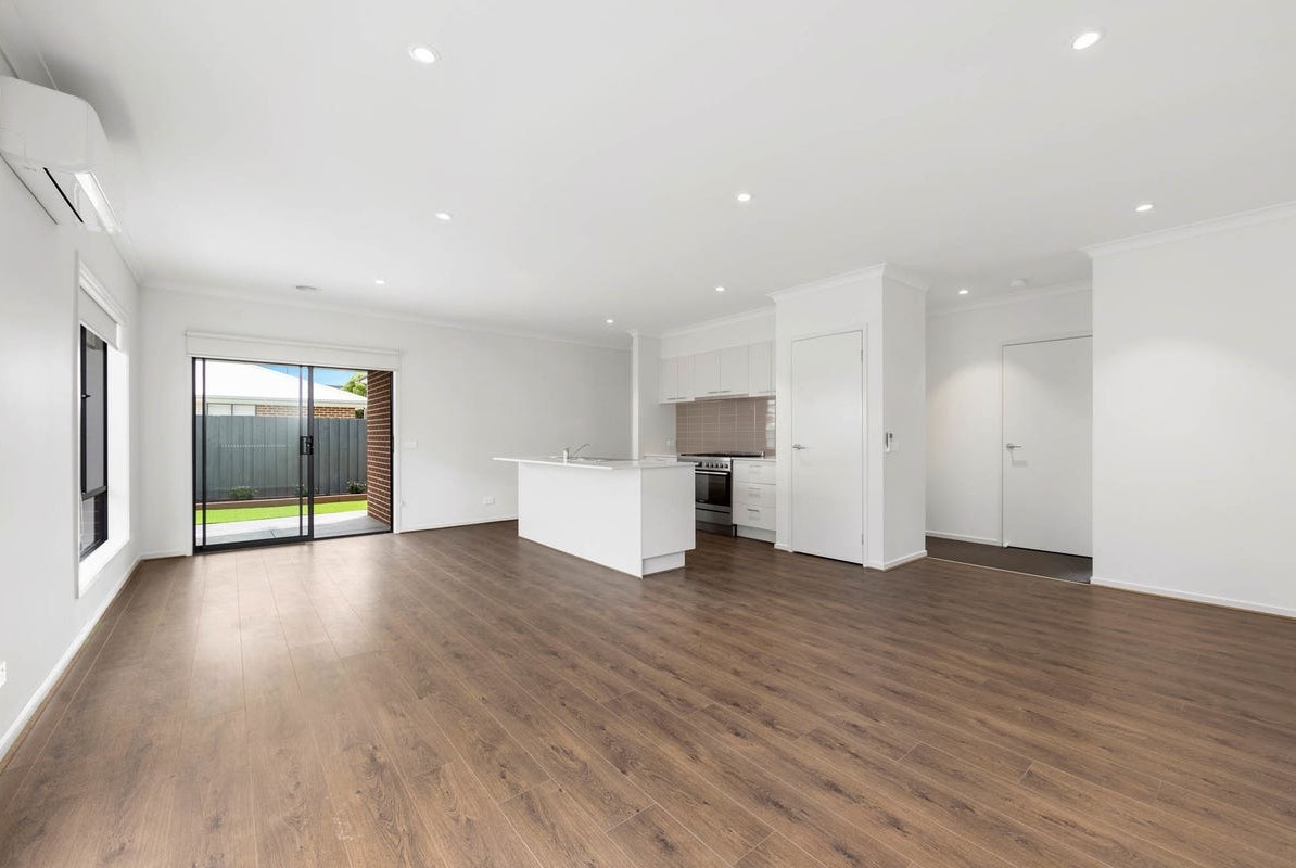 21 Wool Street, Aintree, VIC 3336, Aintree - Thumbnail 2