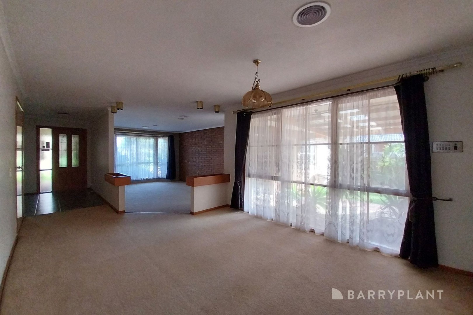 210 Bellbridge Drive, Hoppers Crossing, VIC 3029, Hoppers Crossing - Thumbnail 3