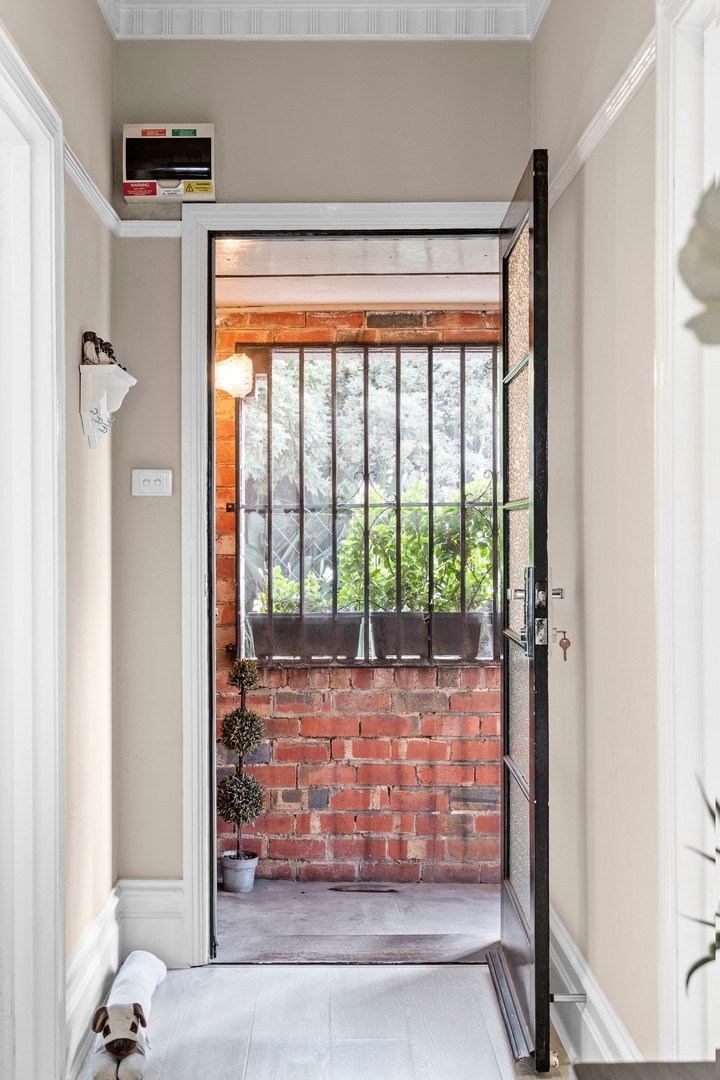 210 Derby Street, Pascoe Vale, VIC 3044 - Thumbnail 2 - 17/04/2026