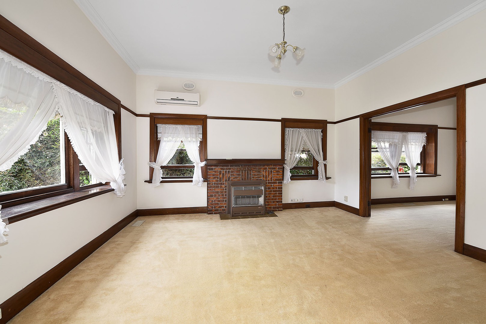 210 Napier  Street, Essendon, VIC 3040, Essendon - Thumbnail 3
