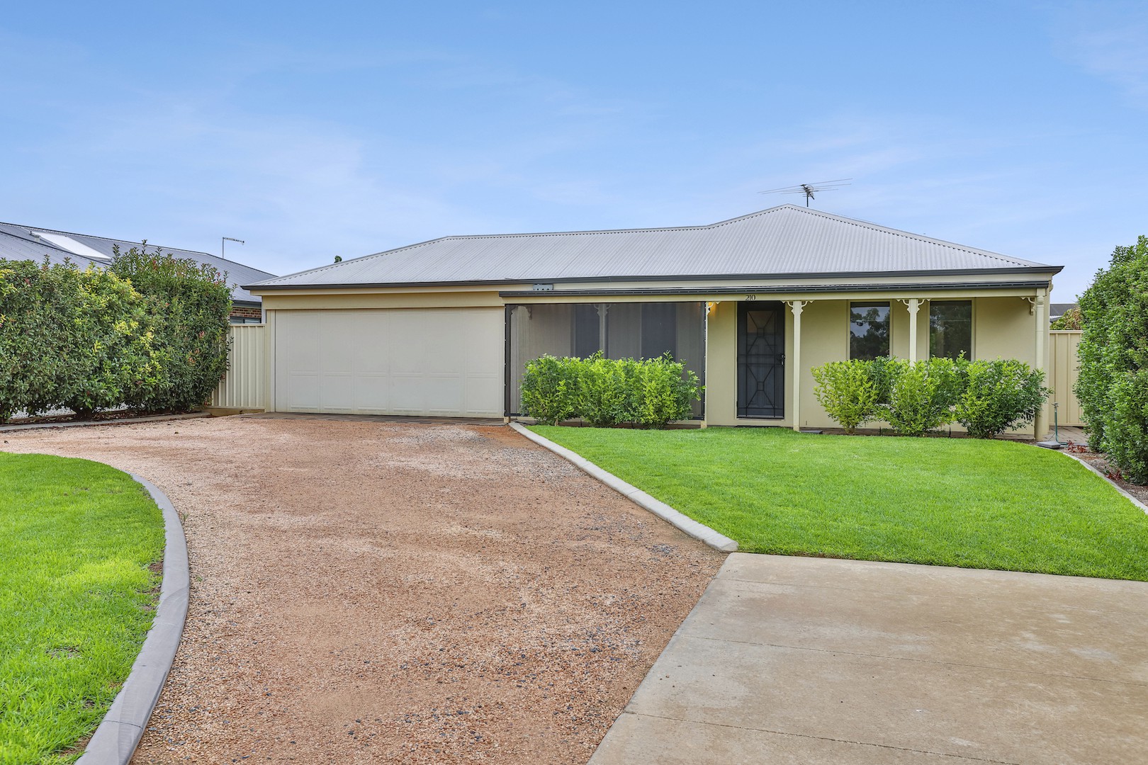 210 Pitman Avenue, Buronga, NSW 2739