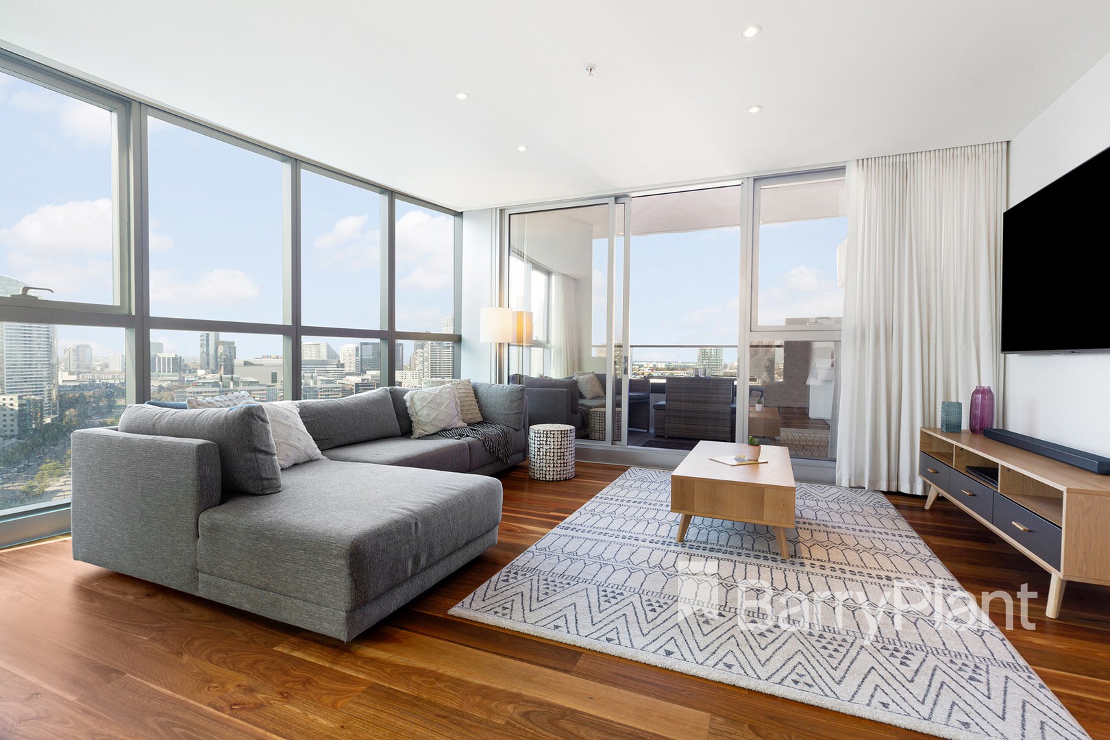 2104/231 Harbour Esplanade, Docklands, VIC 3008, Docklands - Thumbnail 3