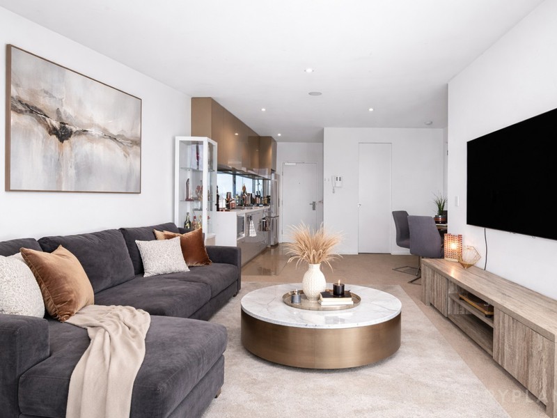2105/118 Kavanagh Street, Southbank, VIC 3006 - Image - 30/04/2026