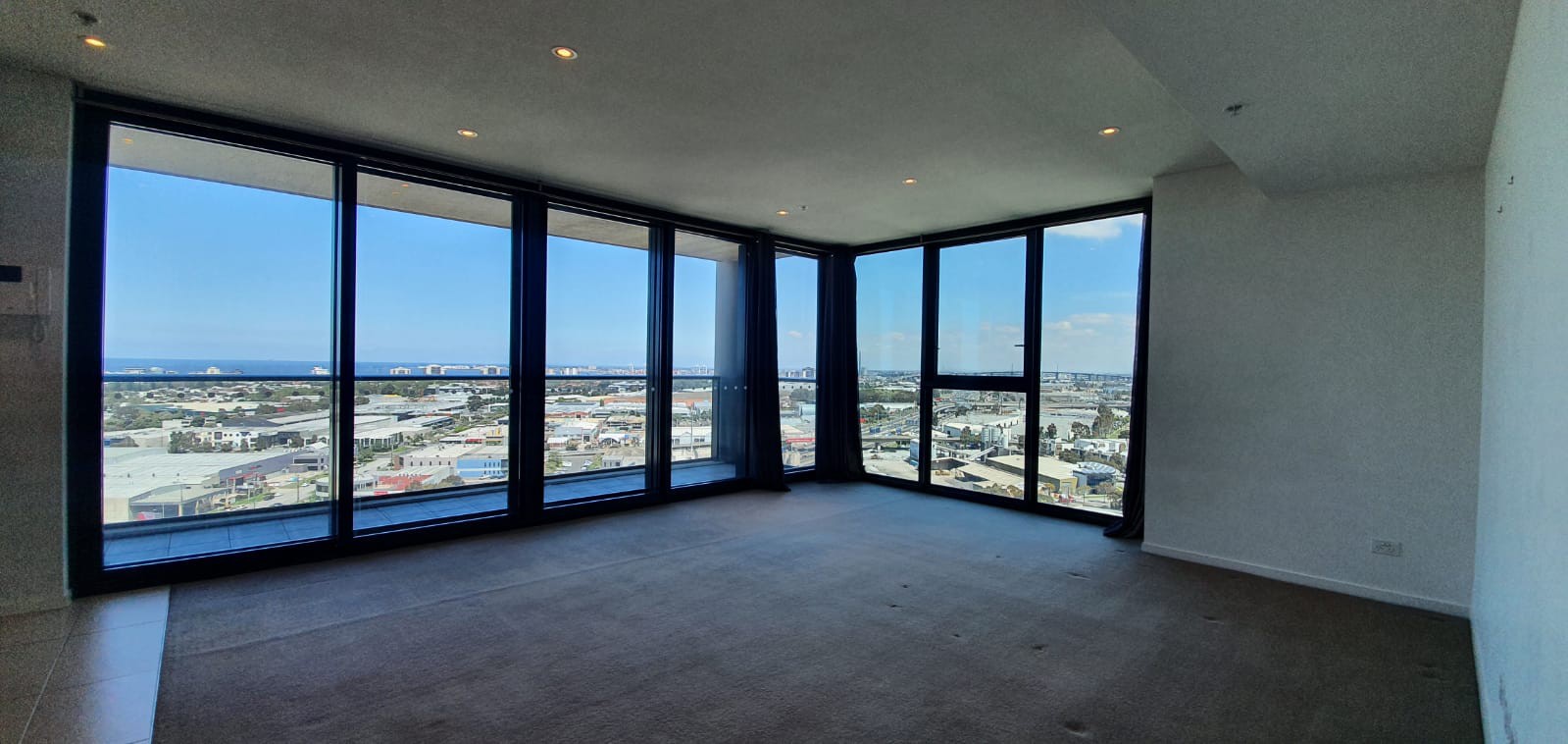 2106/1-3 Point Park Crescent, Docklands, VIC 3008 - Thumbnail 1 - 07/03/2023