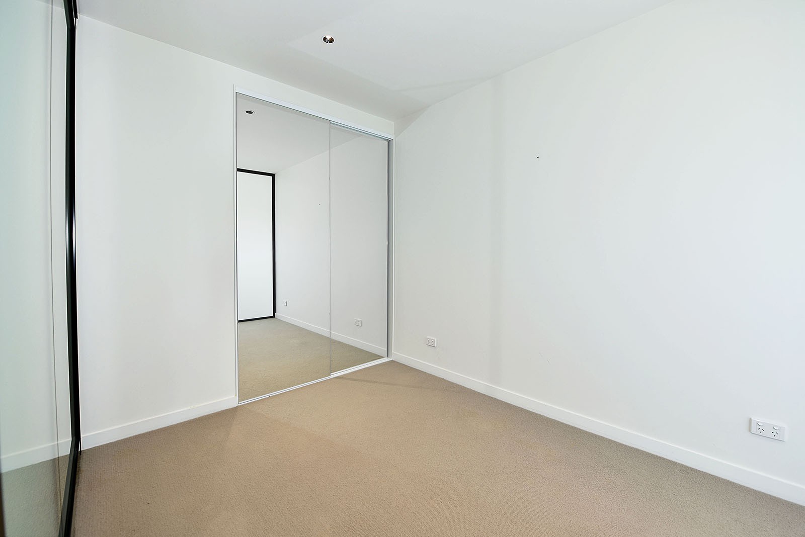 211/19 Russell Street, Essendon, VIC 3040, Essendon - Thumbnail 3