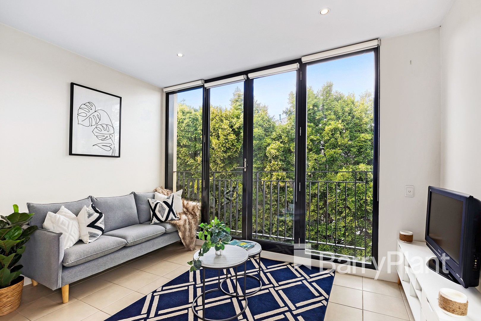 211/33 Cliveden Close, East Melbourne, VIC 3002, East Melbourne - Thumbnail 2