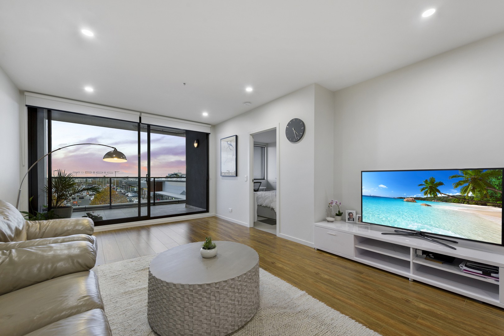 211/9 Commercial Road, Caroline Springs, VIC 3023, Caroline Springs - Thumbnail 3