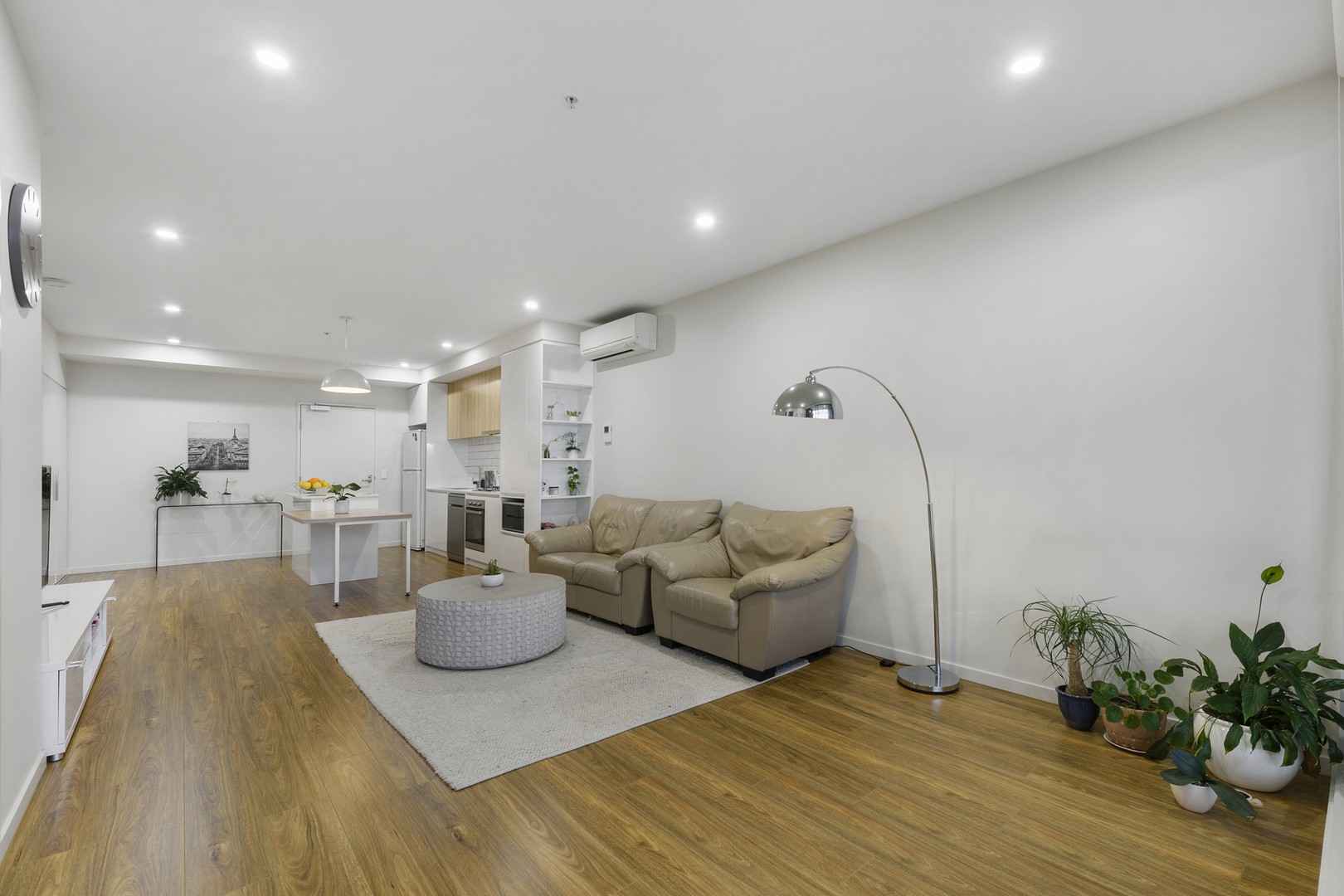 211/9 Commercial Road, Caroline Springs, VIC 3023, Caroline Springs - Thumbnail 4