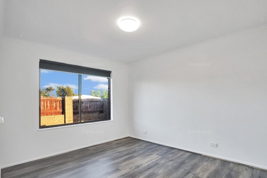 211 Centenary Avenue, Melton, VIC 3337, Melton - Thumbnail 5