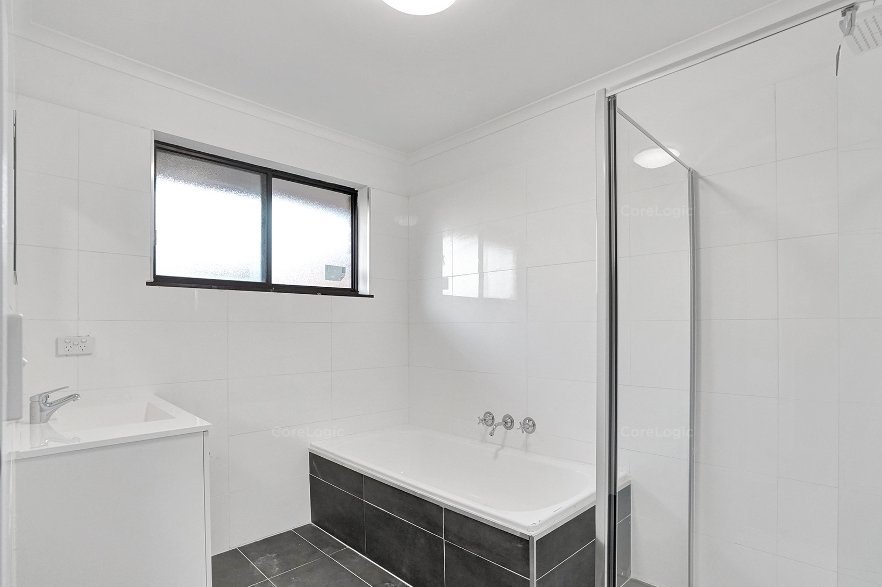 211 Centenary Avenue, Melton, VIC 3337, Melton - Thumbnail 7