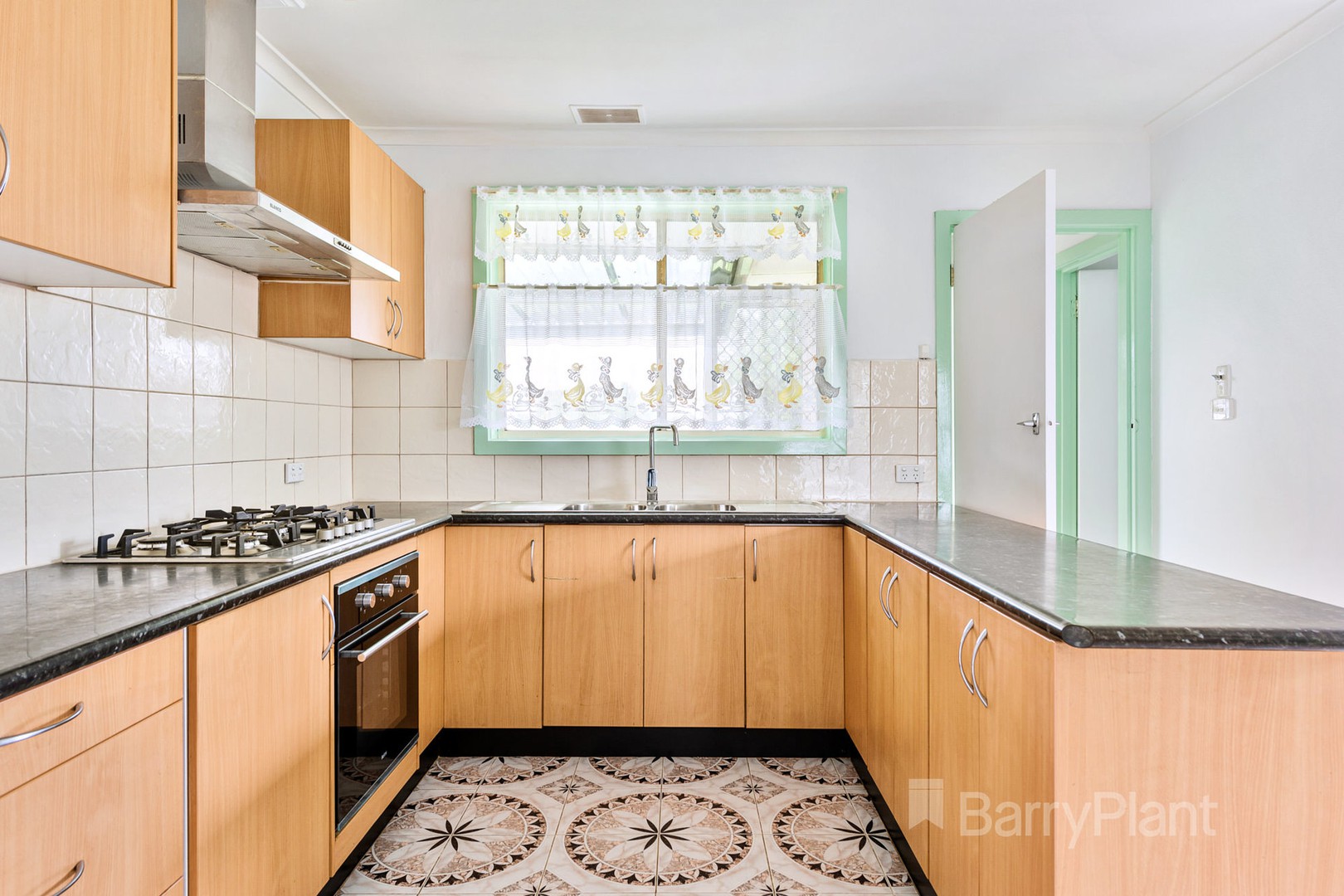 211 Gladstone RoadDandenong North, VIC 3175, Dandenong North - Thumbnail 3