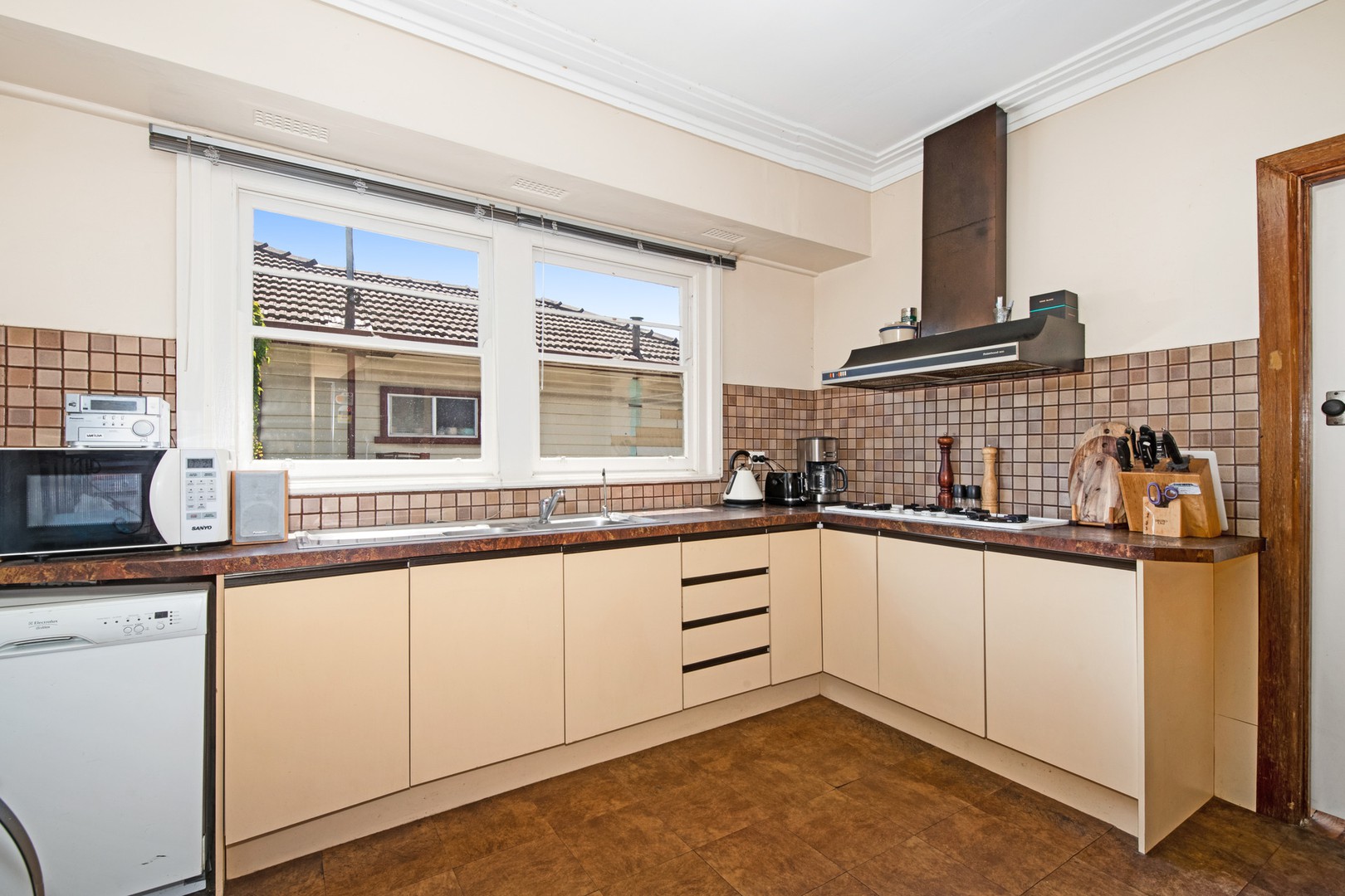 211 Sussex Street, Pascoe Vale, VIC 3044, Pascoe Vale - Thumbnail 2