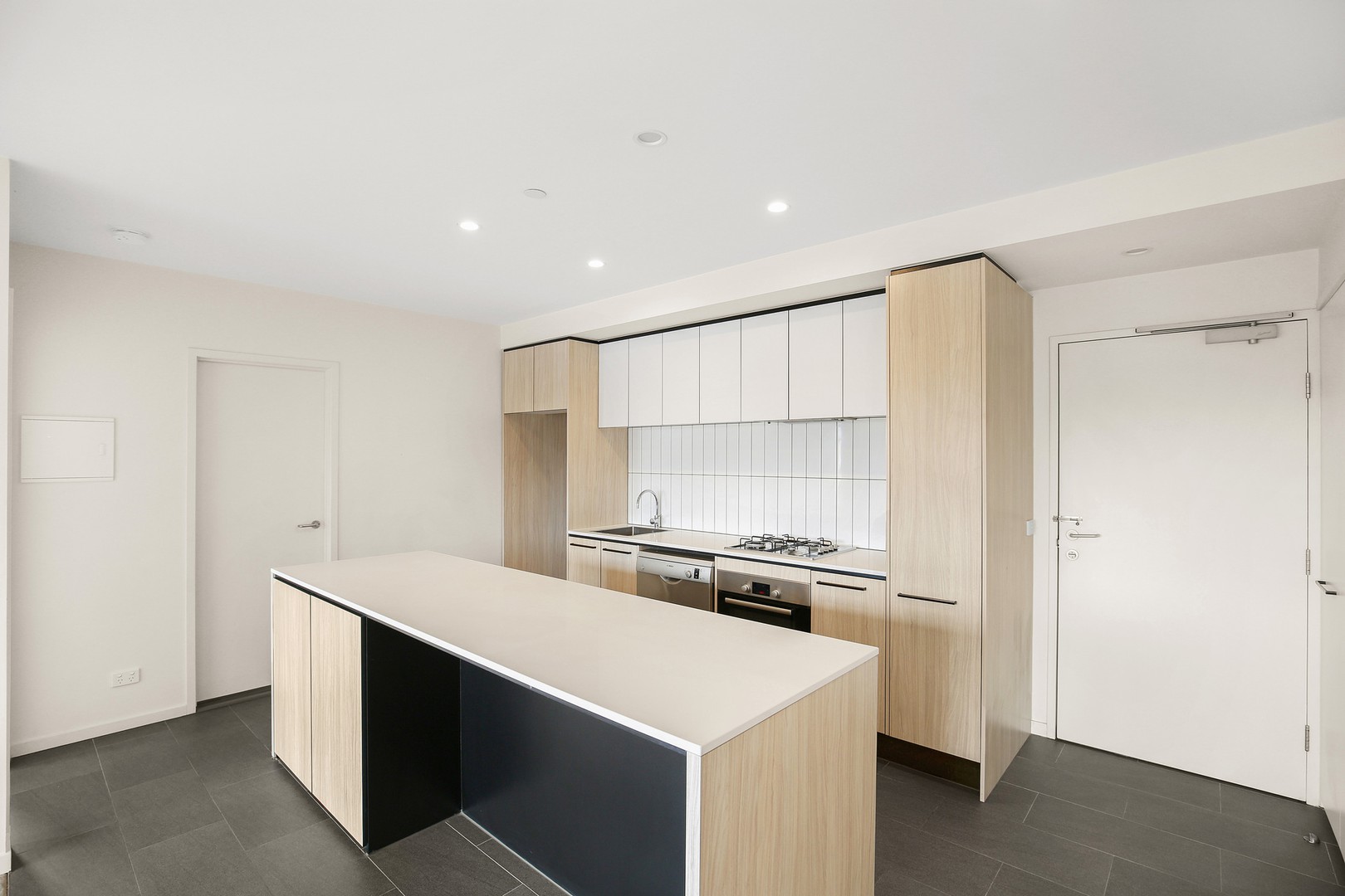 212/48 Oleander Drive, Mill Park, VIC 3082, Mill Park - Thumbnail 2
