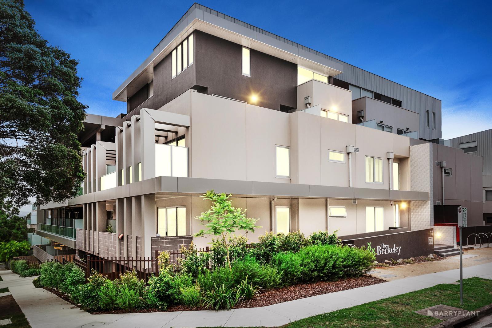 212/8 Berkeley Street, Doncaster, VIC 3108, Doncaster - Thumbnail 3