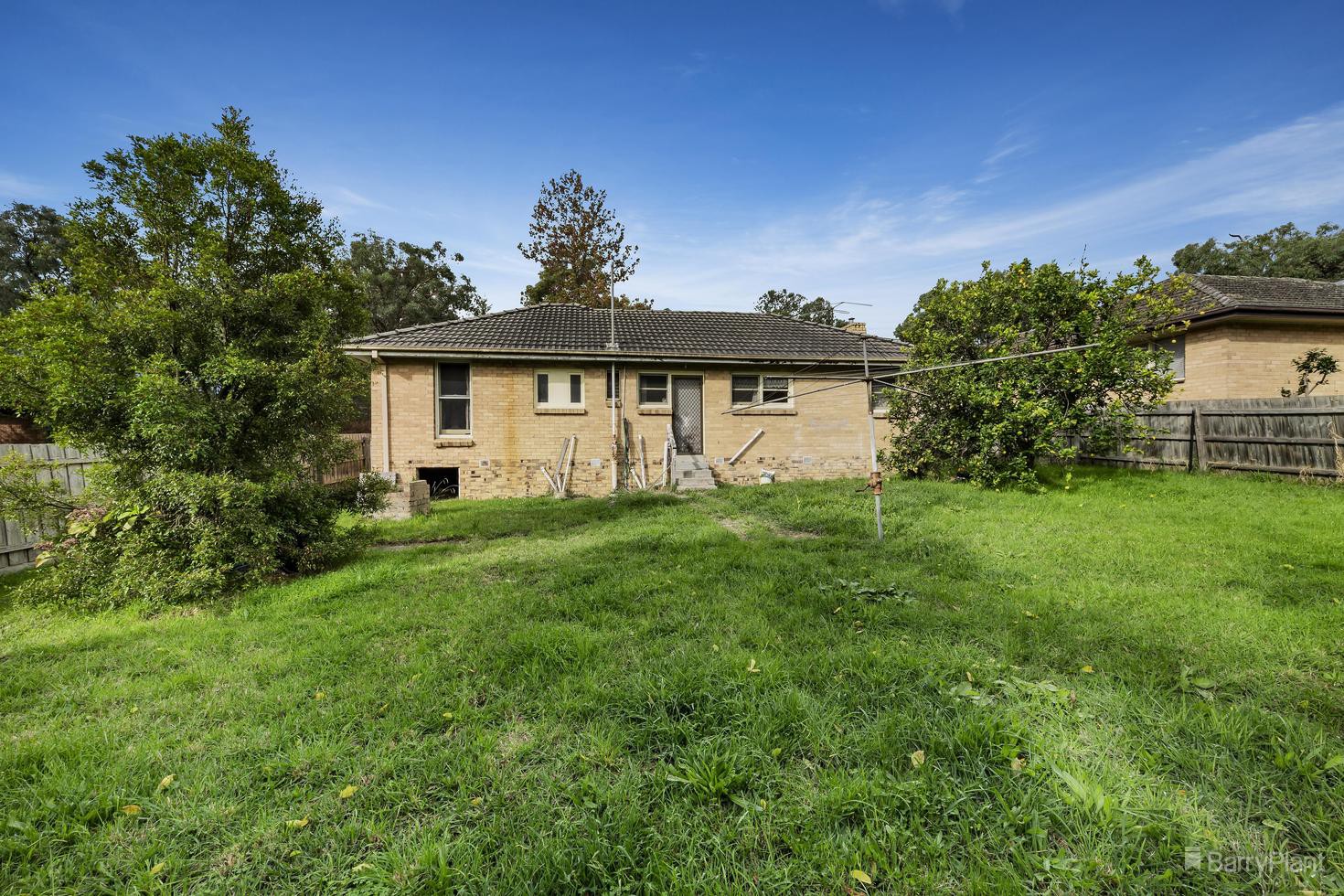 212 Bayswater Road, Bayswater North, VIC 3153 - Thumbnail 2 - 08/02/2023