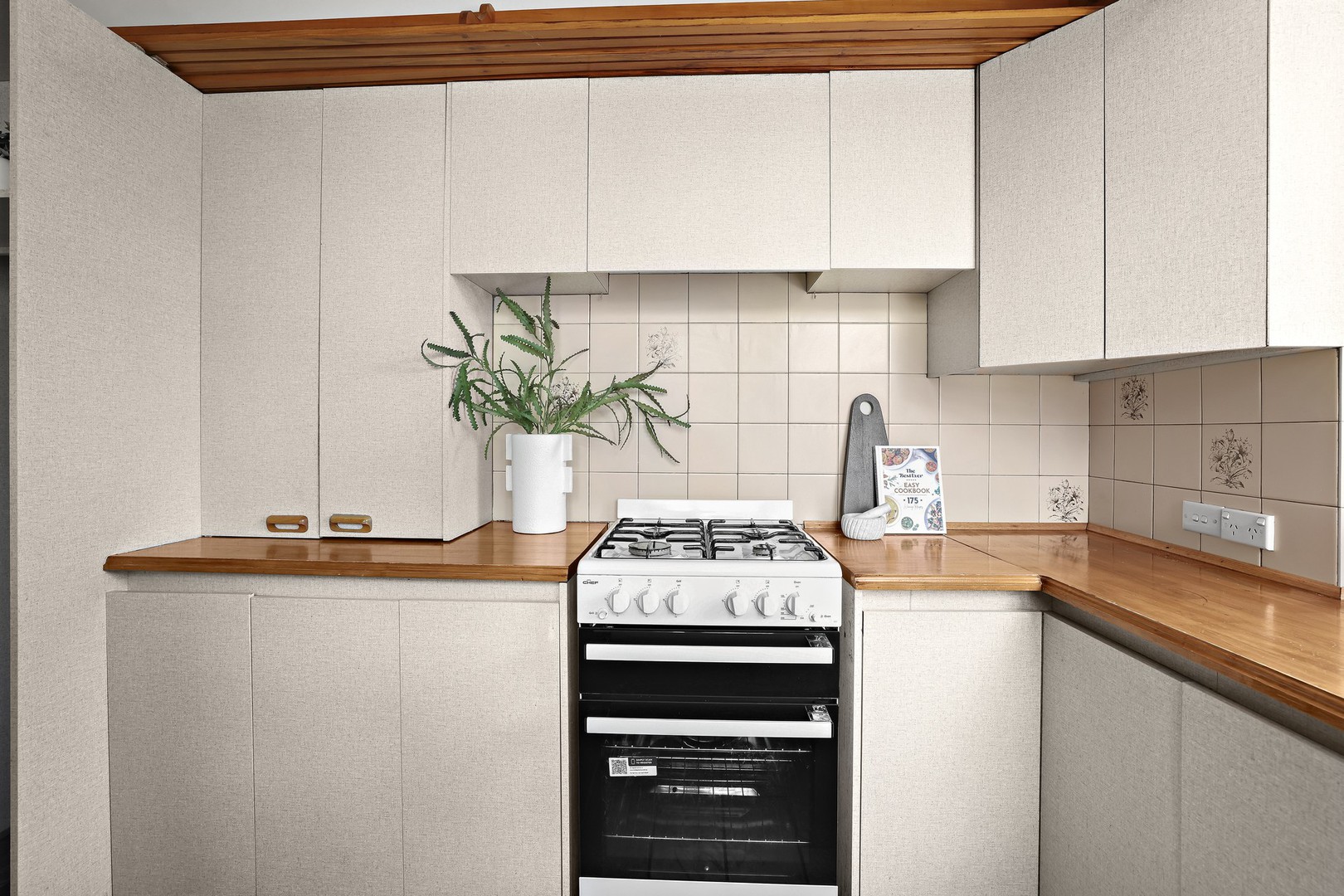 212 Rae Street, Fitzroy North, VIC 3068 - Thumbnail 2 - 07/03/2025