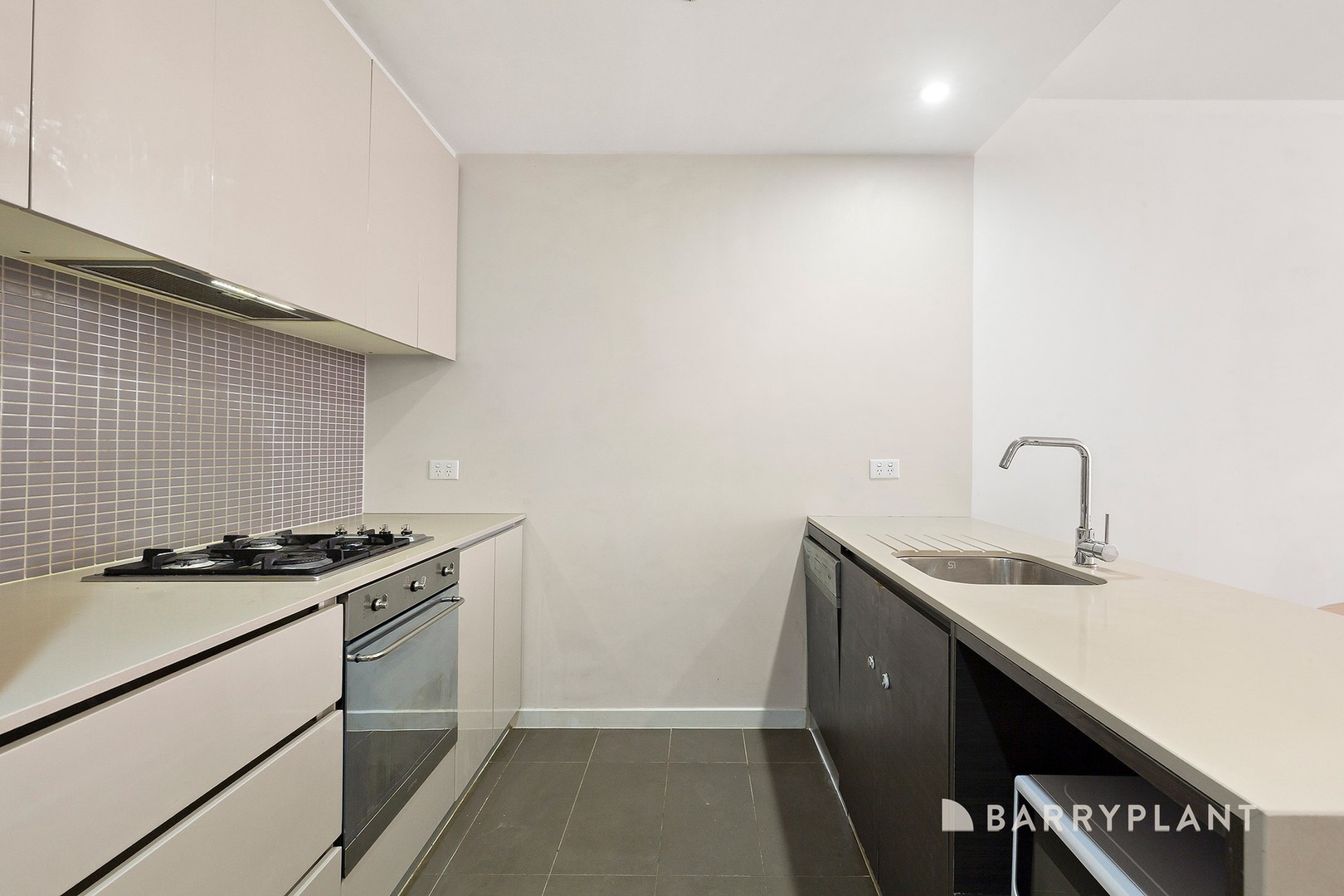 213/70 Queens Road, Melbourne, VIC 3004, Melbourne - Thumbnail 3