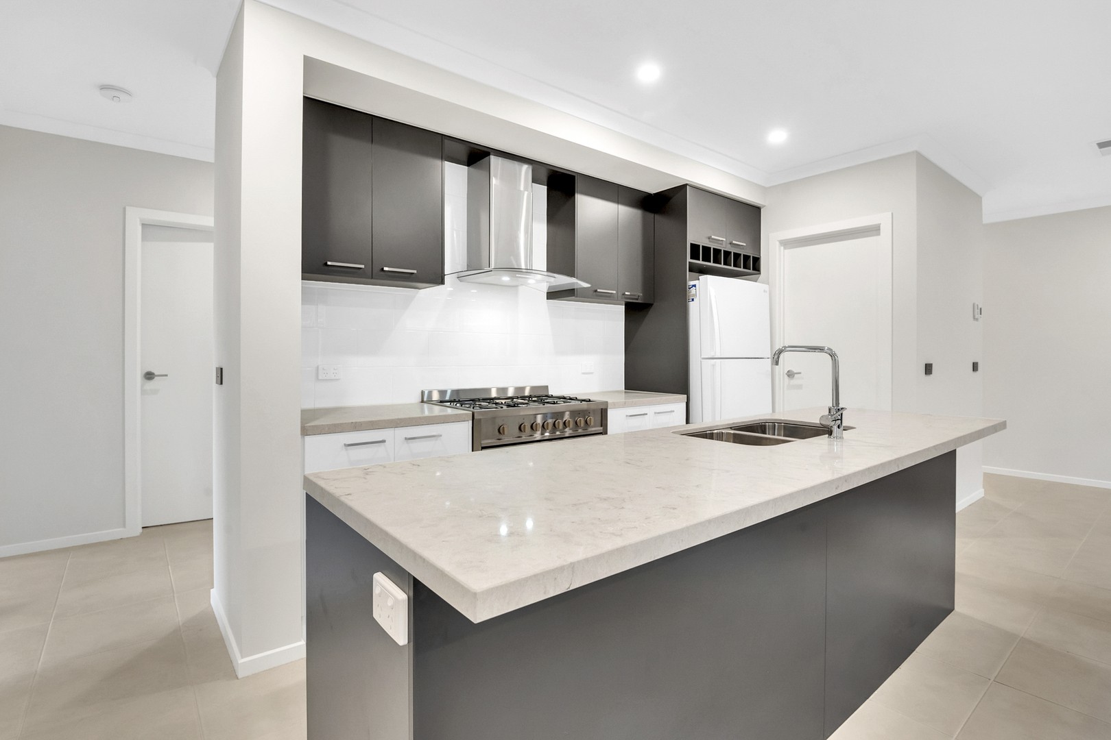 213 Brossard Road, Mickleham, VIC 3064, Mickleham - Thumbnail 2