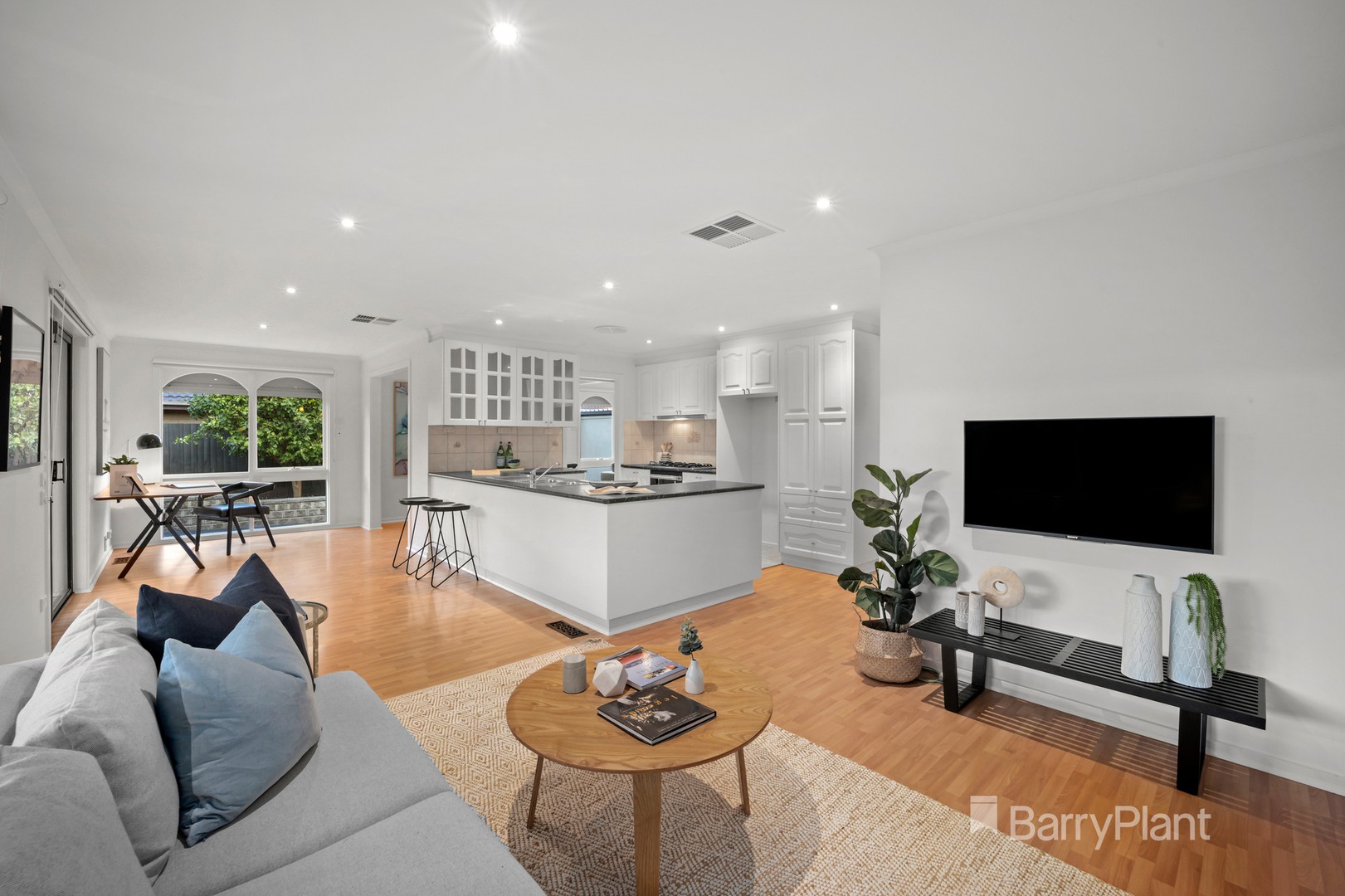 213 Centre Dandenong RoadCheltenham, VIC 3192, Cheltenham - Thumbnail 2