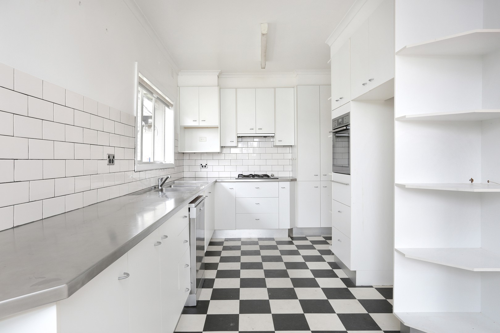 213 Douglas Parade, Newport, VIC 3015, Newport - Thumbnail 5