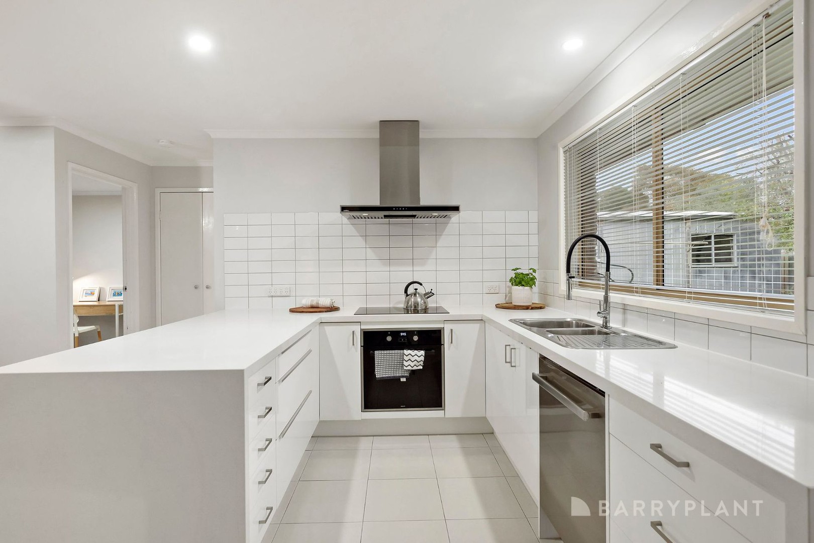 213 Jetty Road, Rosebud, VIC 3939 - Thumbnail 2 - 04/09/2026