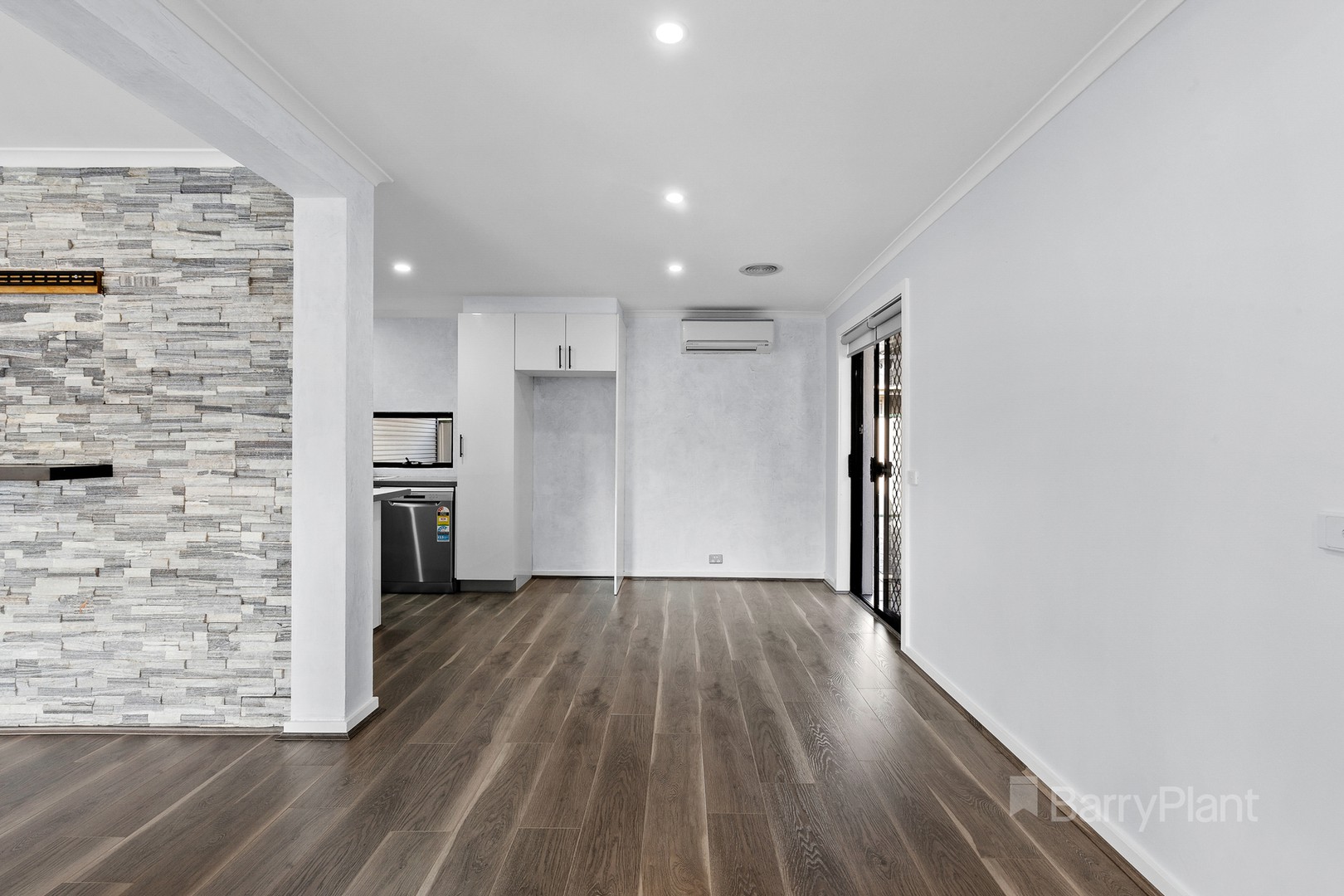 213 Taylors Road, St Albans, VIC 3021, St Albans - Thumbnail 7