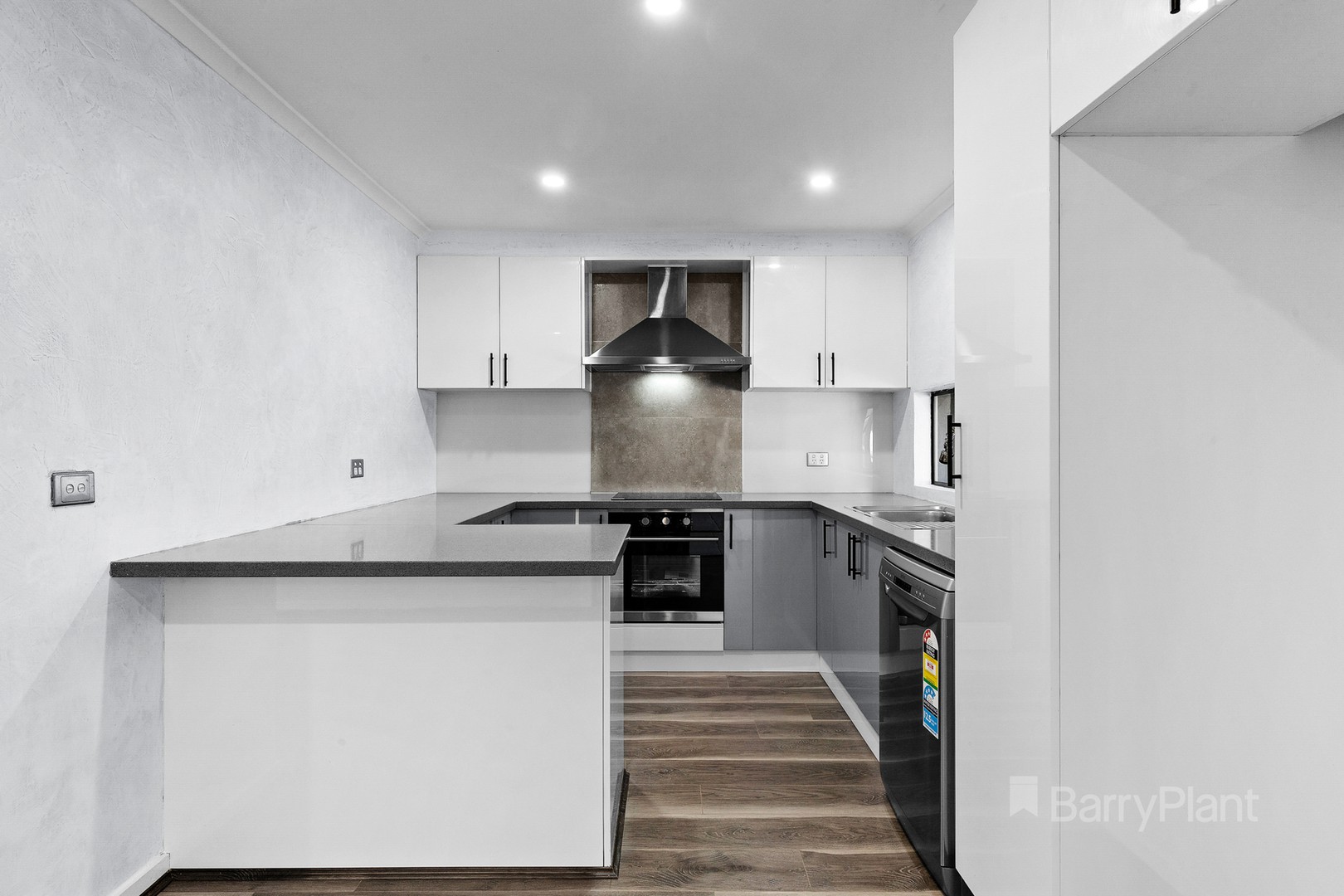213 Taylors Road, St Albans, VIC 3021, St Albans - Thumbnail 8