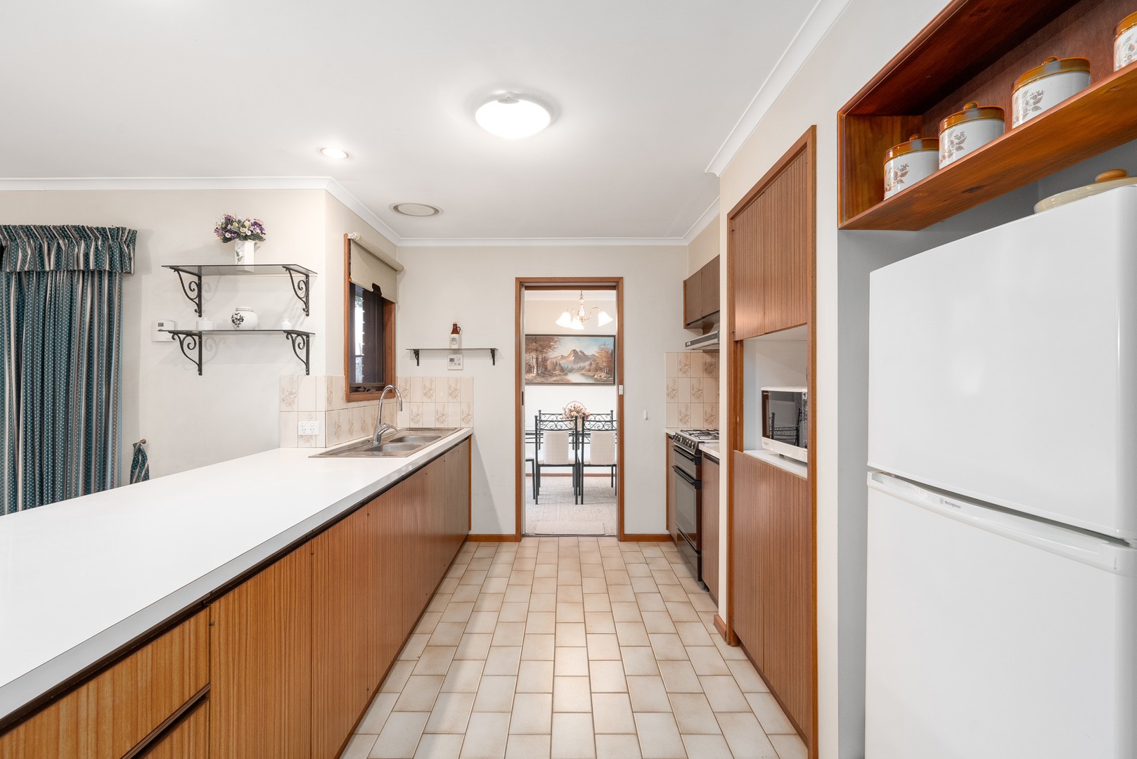 213 Torquay Road, Grovedale, VIC 3216 - Thumbnail 2 - 11/02/2025