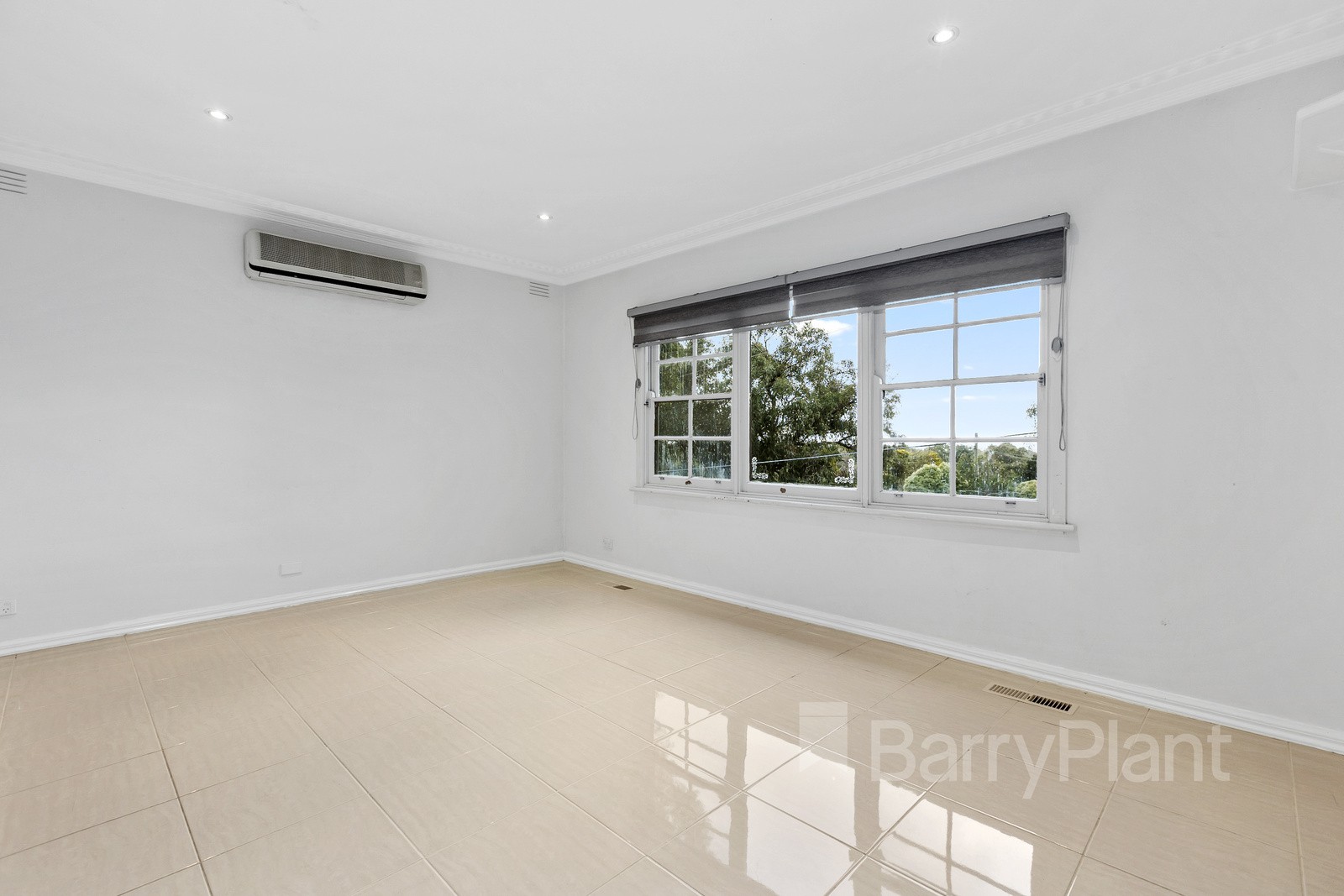 214 Forest Road, Boronia, VIC 3155, Boronia - Thumbnail 2