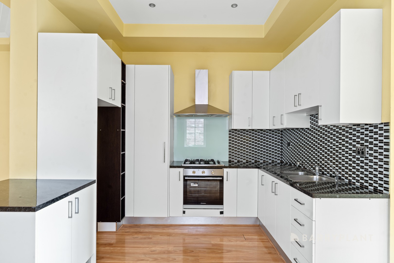 214 Tyler Street, Preston, VIC 3072 - Thumbnail 1 - 27/08/2025
