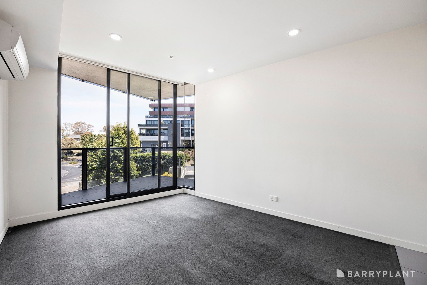215/45 Edgewater Boulevard, Maribyrnong, VIC 3032, Maribyrnong - Thumbnail 8