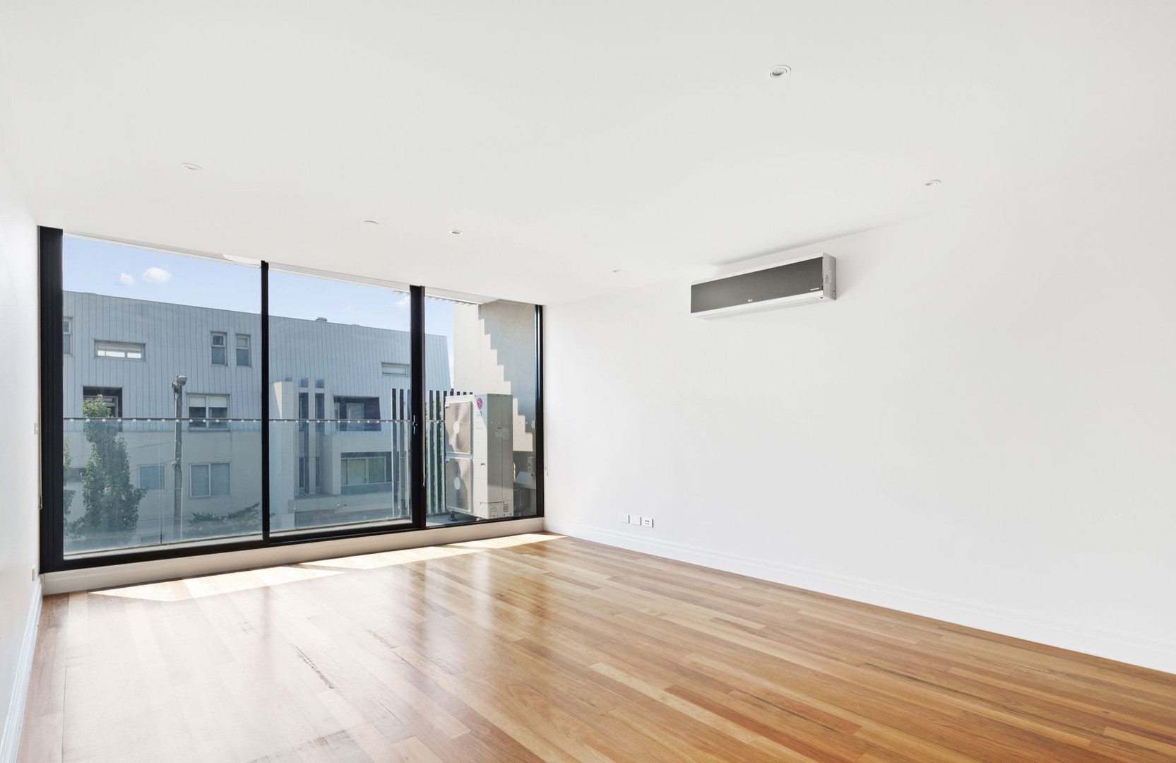 215/7-11 Berkeley Street, Doncaster, VIC 3108, Doncaster - Thumbnail 4